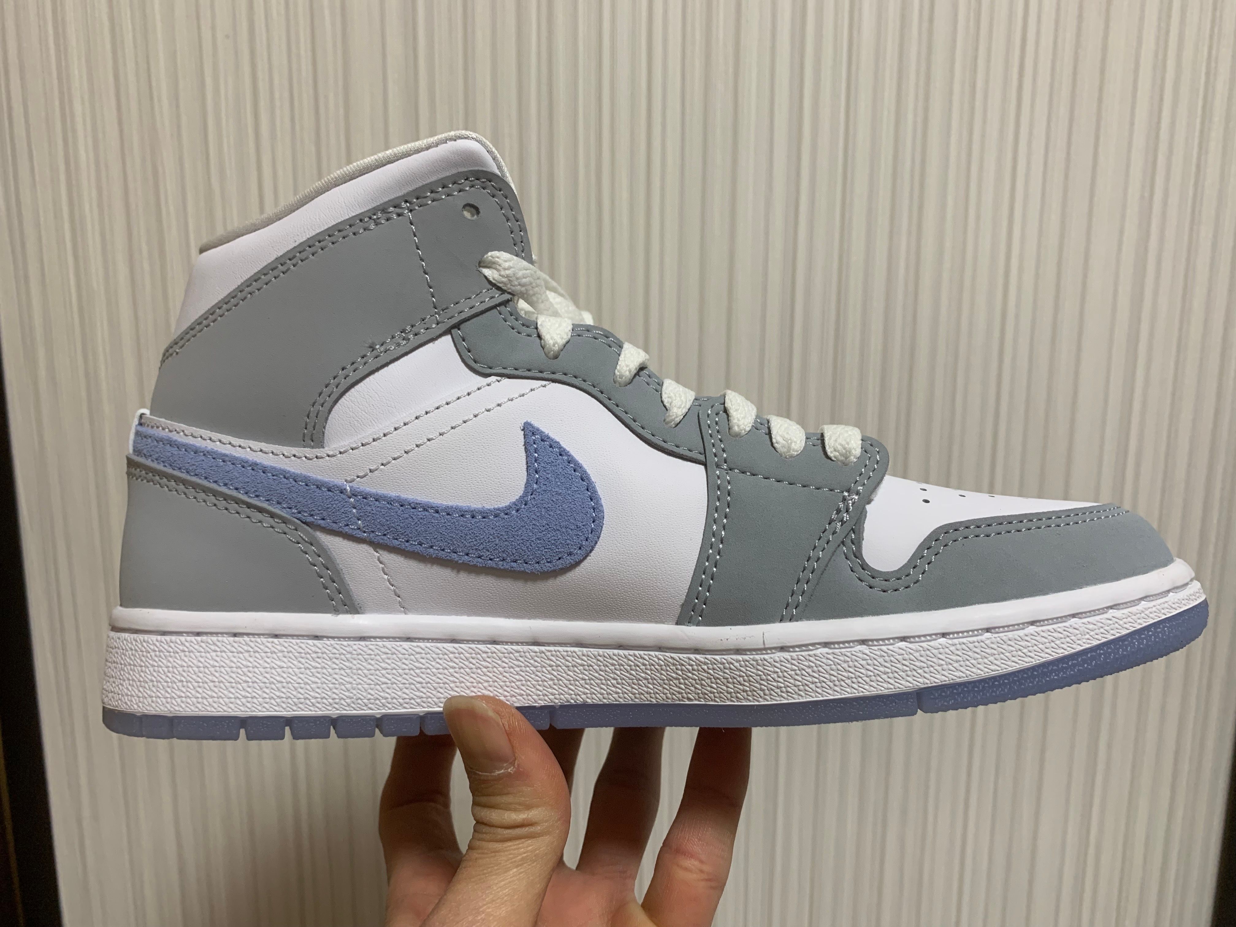 Nike Women's Air Jordan 1 Mid "Wolf Grey"