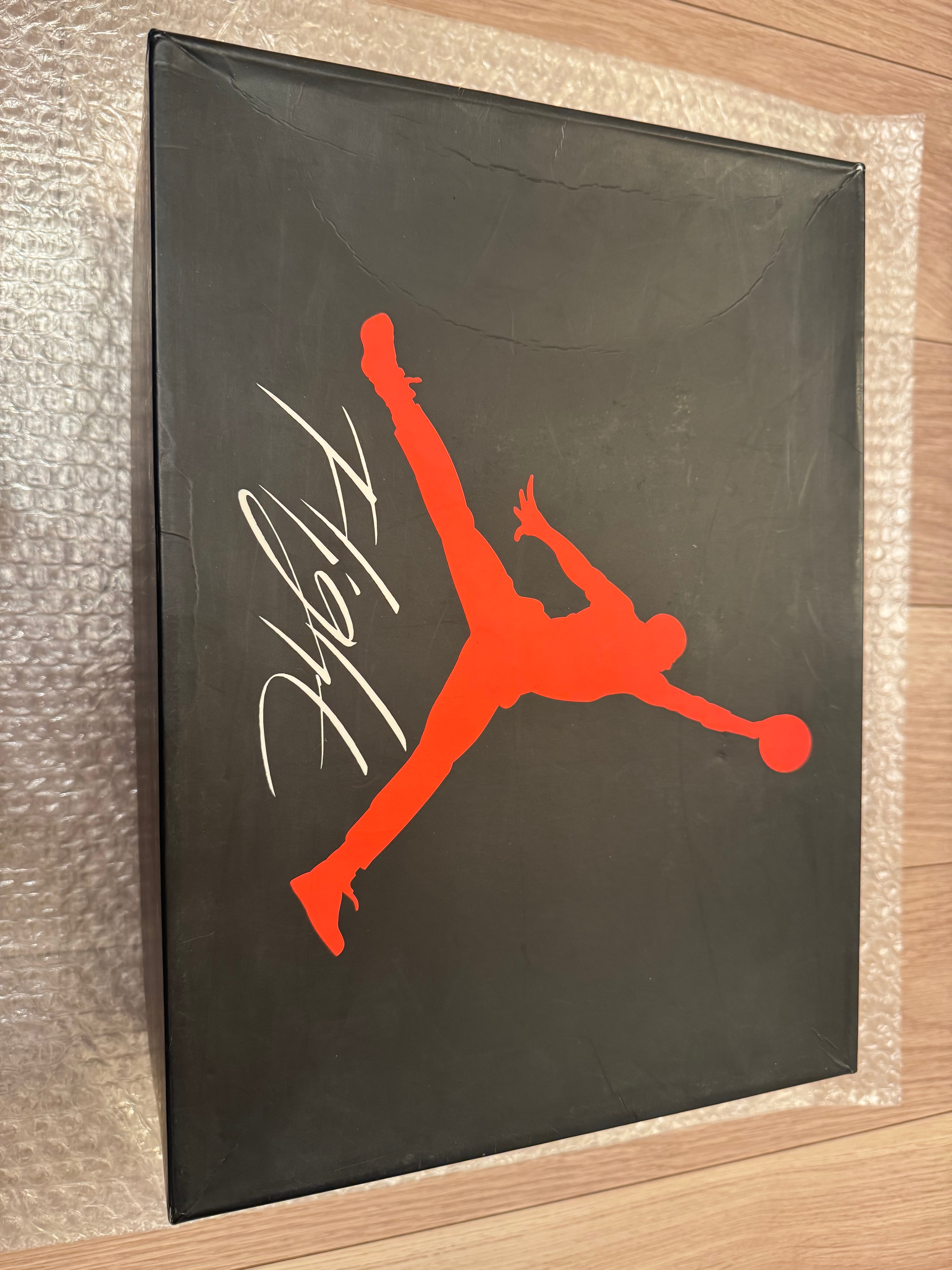 トラヴィススコット × ナイキ エアジョーダン4 レトロ カクタスジャック "ユニバーシティブルー"