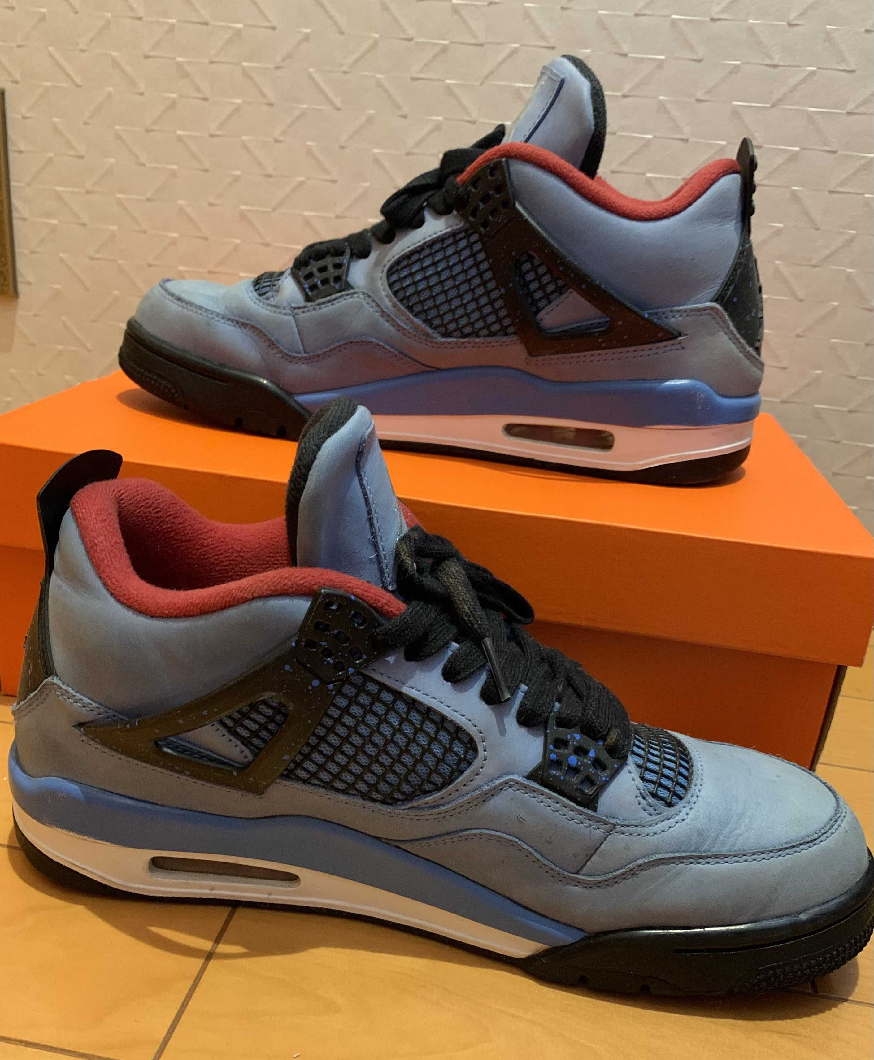 Travis Scott × Nike Air Jordan 4 Retro Cactus Jack "University Blue"