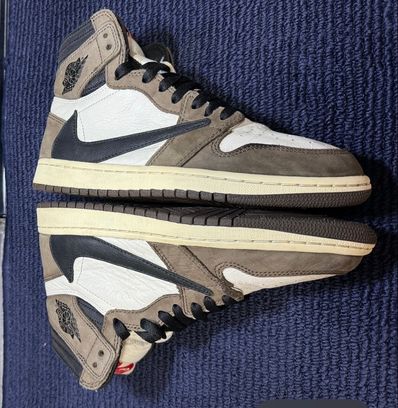 Travis Scott × Nike Air Jordan 1 Retro High OG TS SP "Sail/Dark Mocha"