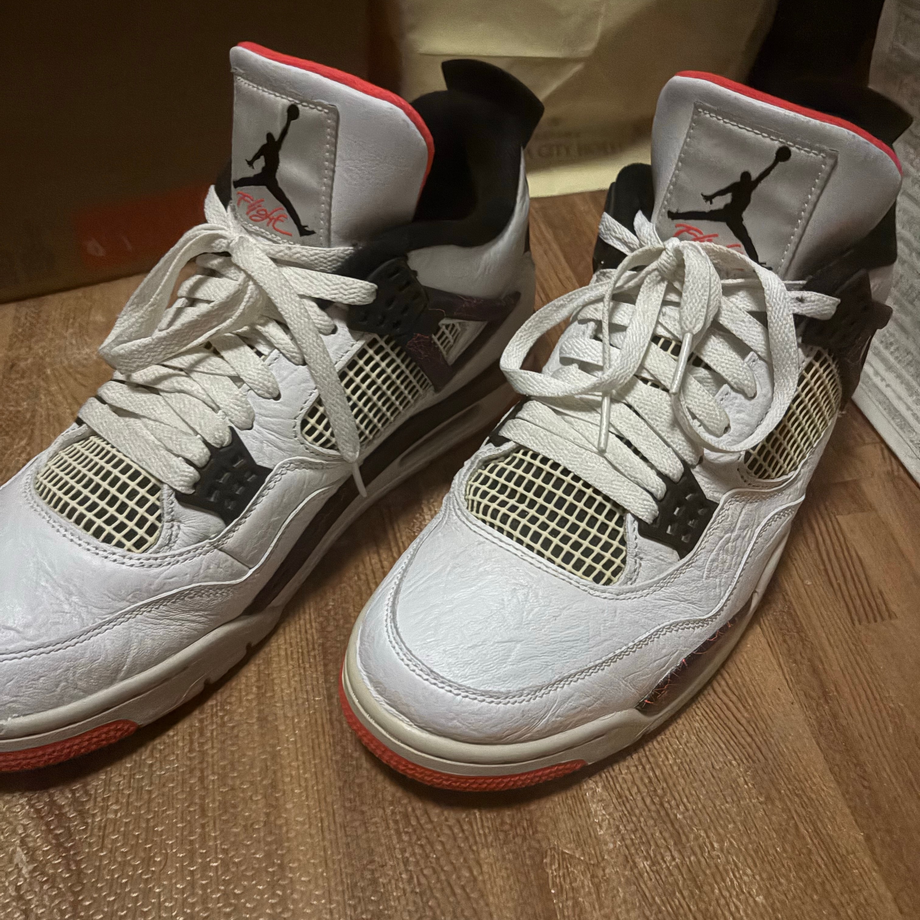 Nike Air Jordan 4 Retro "Flight Nostalgia"