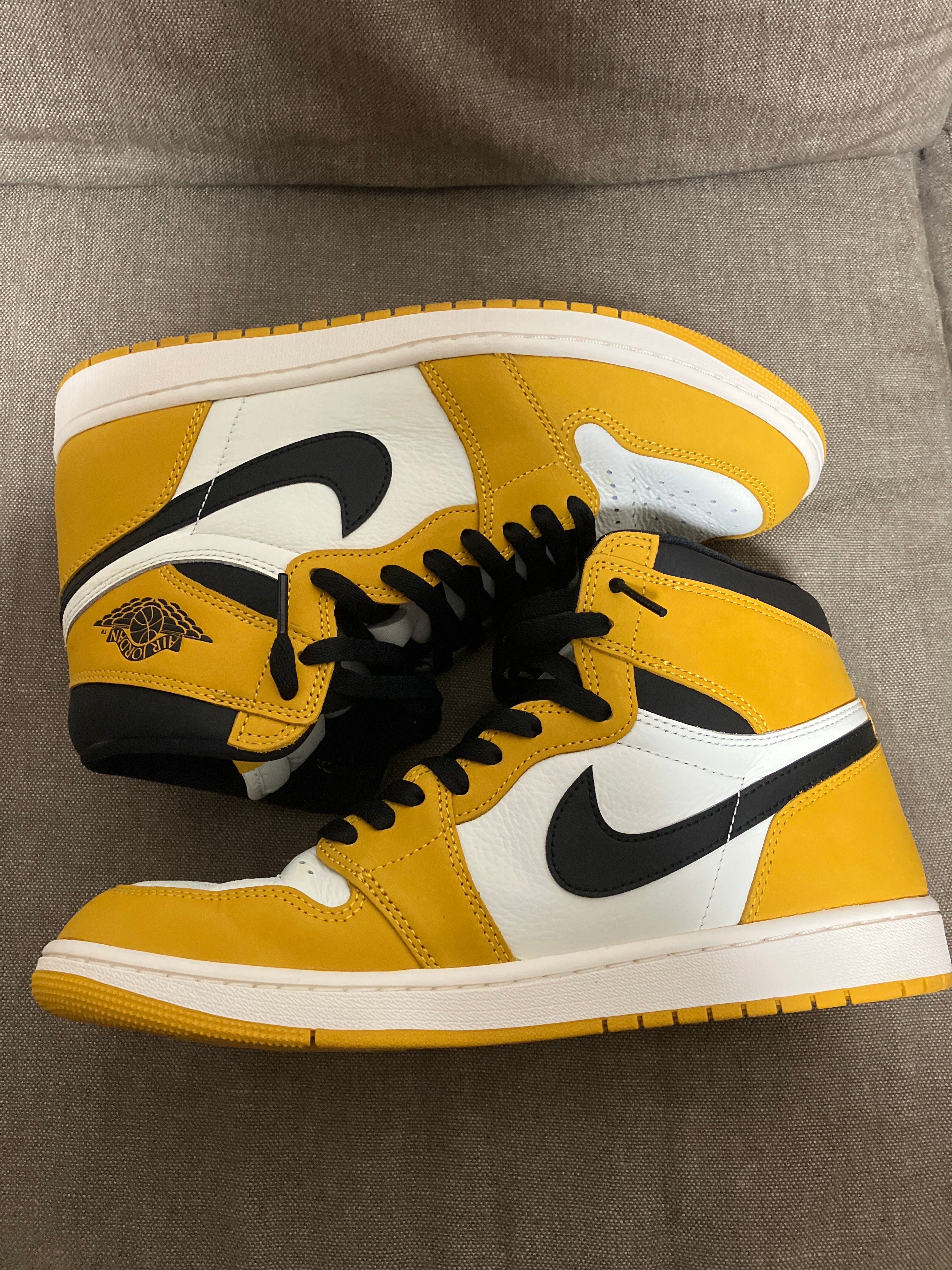 Nike Air Jordan 1 Retro High OG "Yellow Ochre"