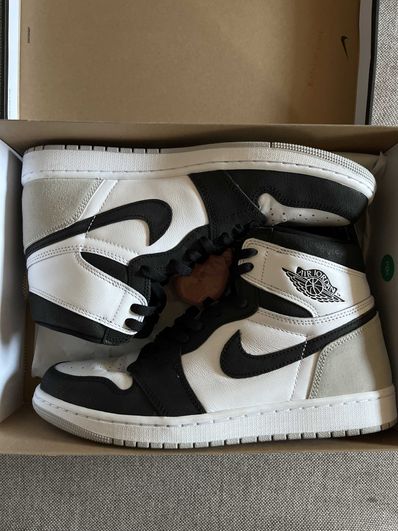 Nike Air Jordan 1 High OG "Bleached Coral"