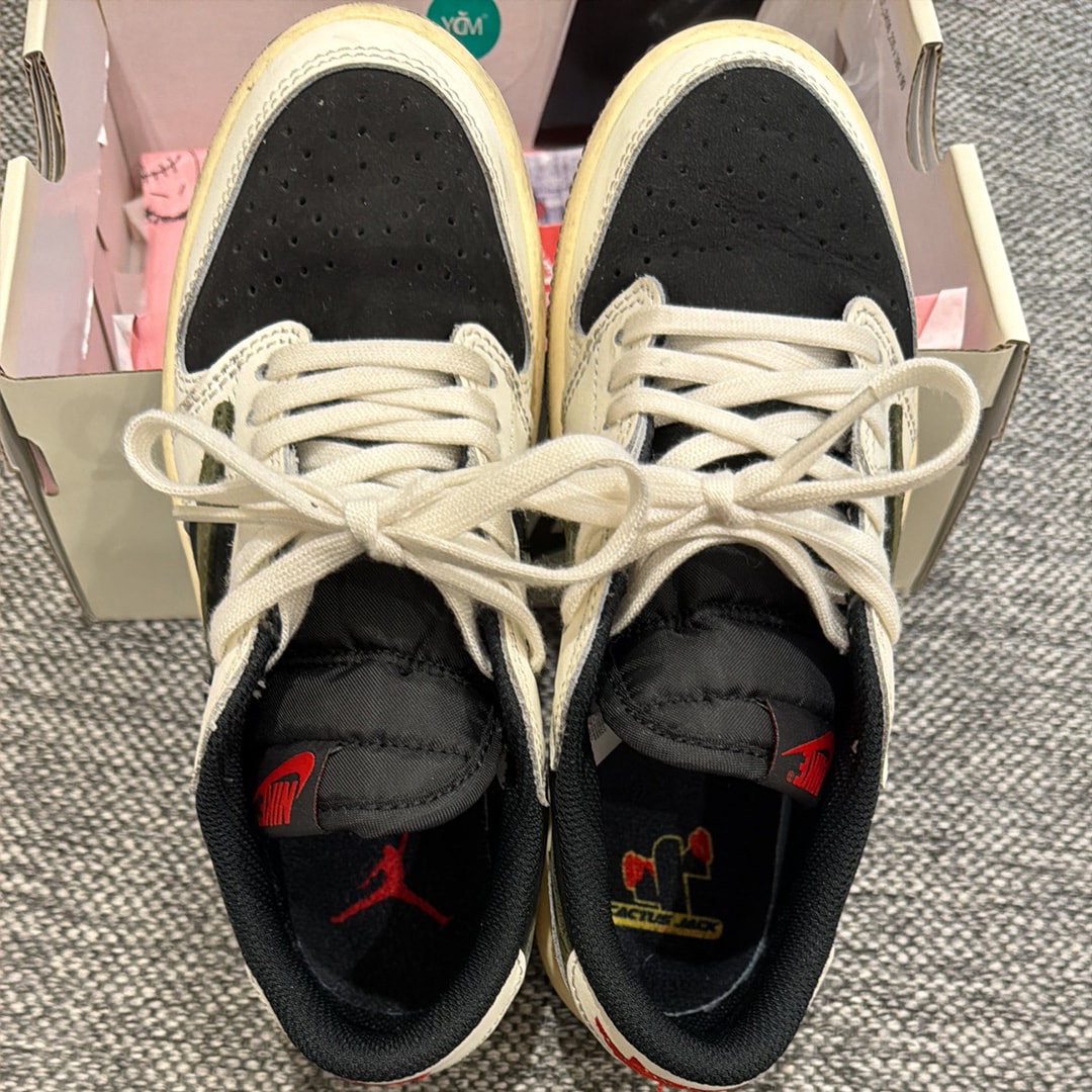 Travis Scott × Nike PS Jordan 1 Low OG SP "Medium Olive"