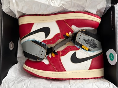 UNION × Nike Air Jordan 1 Retro High OG "Chicago/Shadow"