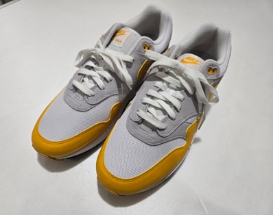 Nike Air Max 1 Essential "White/Pure Platinum/Black/University Gold"