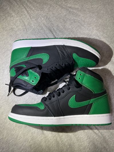 Nike Air Jordan 1 Retro High OG "Black/Pine Green" (2020)