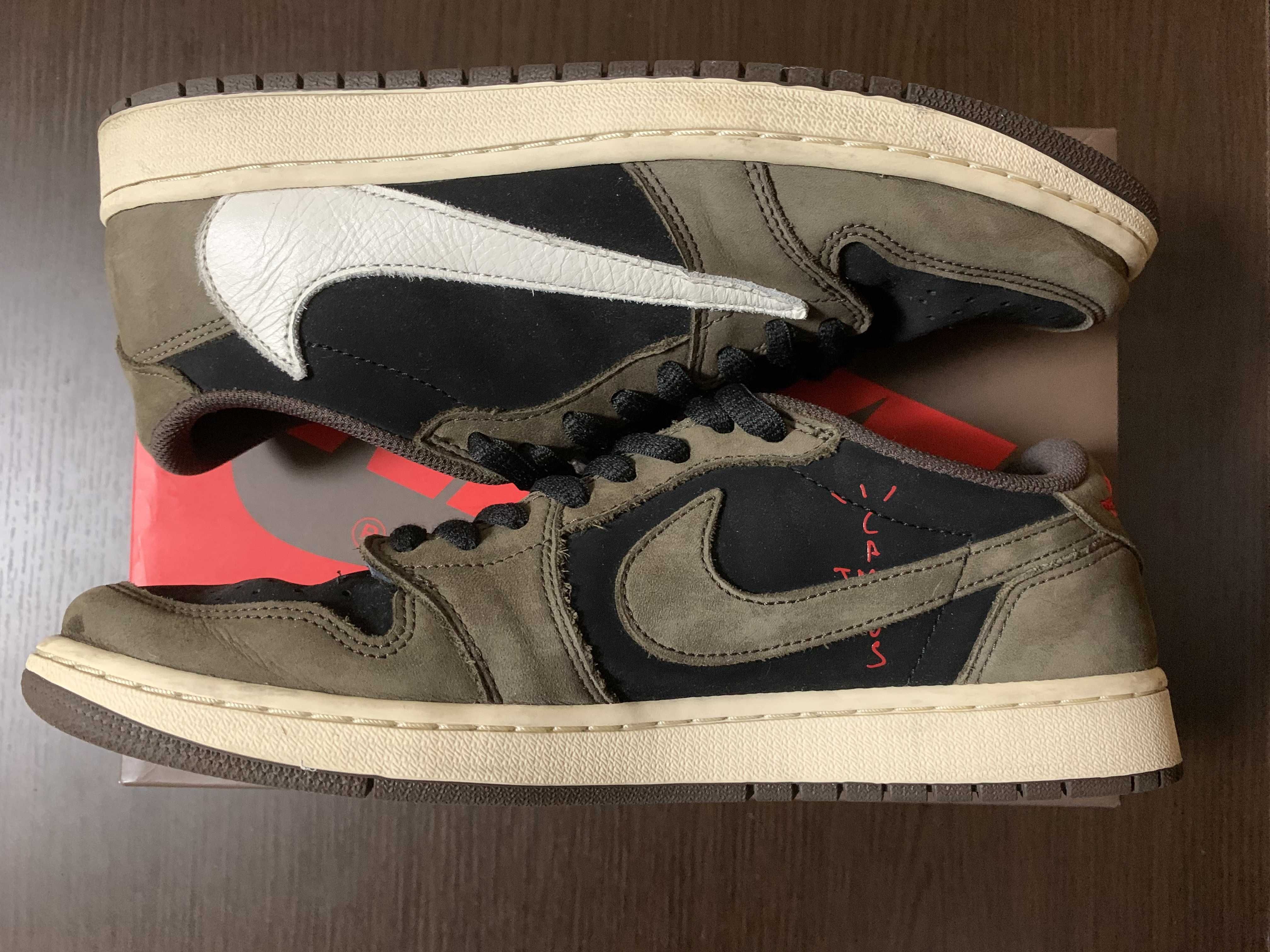 Travis Scott × Nike Air Jordan 1 Low OG SP-T  "Black/Dark Mocha"