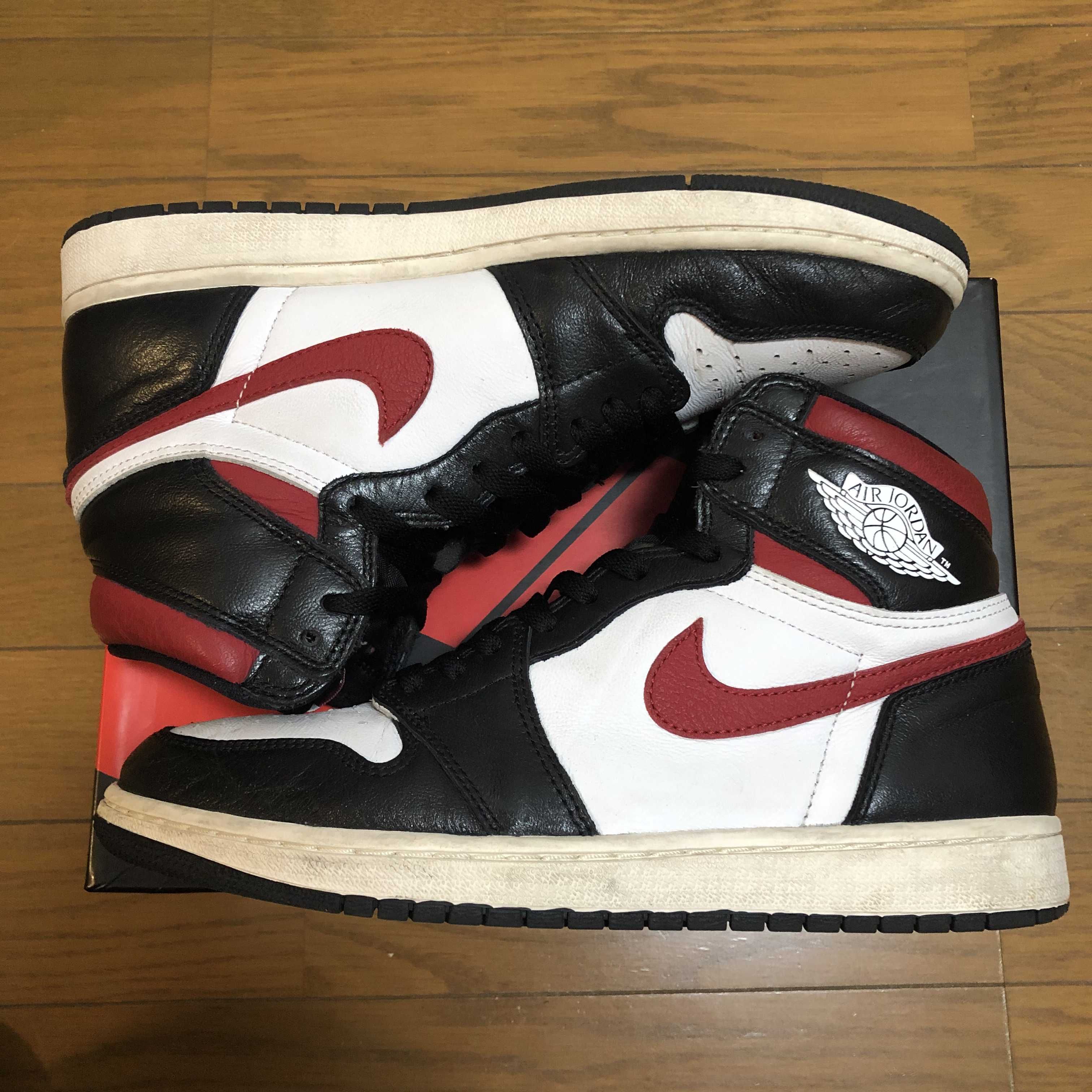 Nike Air Jordan 1 Retro High "Black/White/Sail/Gym Red"    