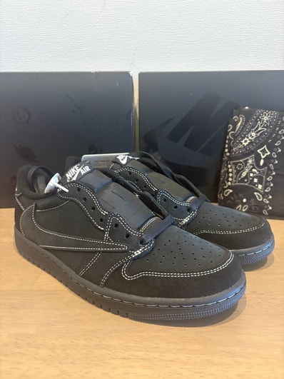 Travis Scott × Nike Air Jordan 1 Low OG SP "Black Phantom"