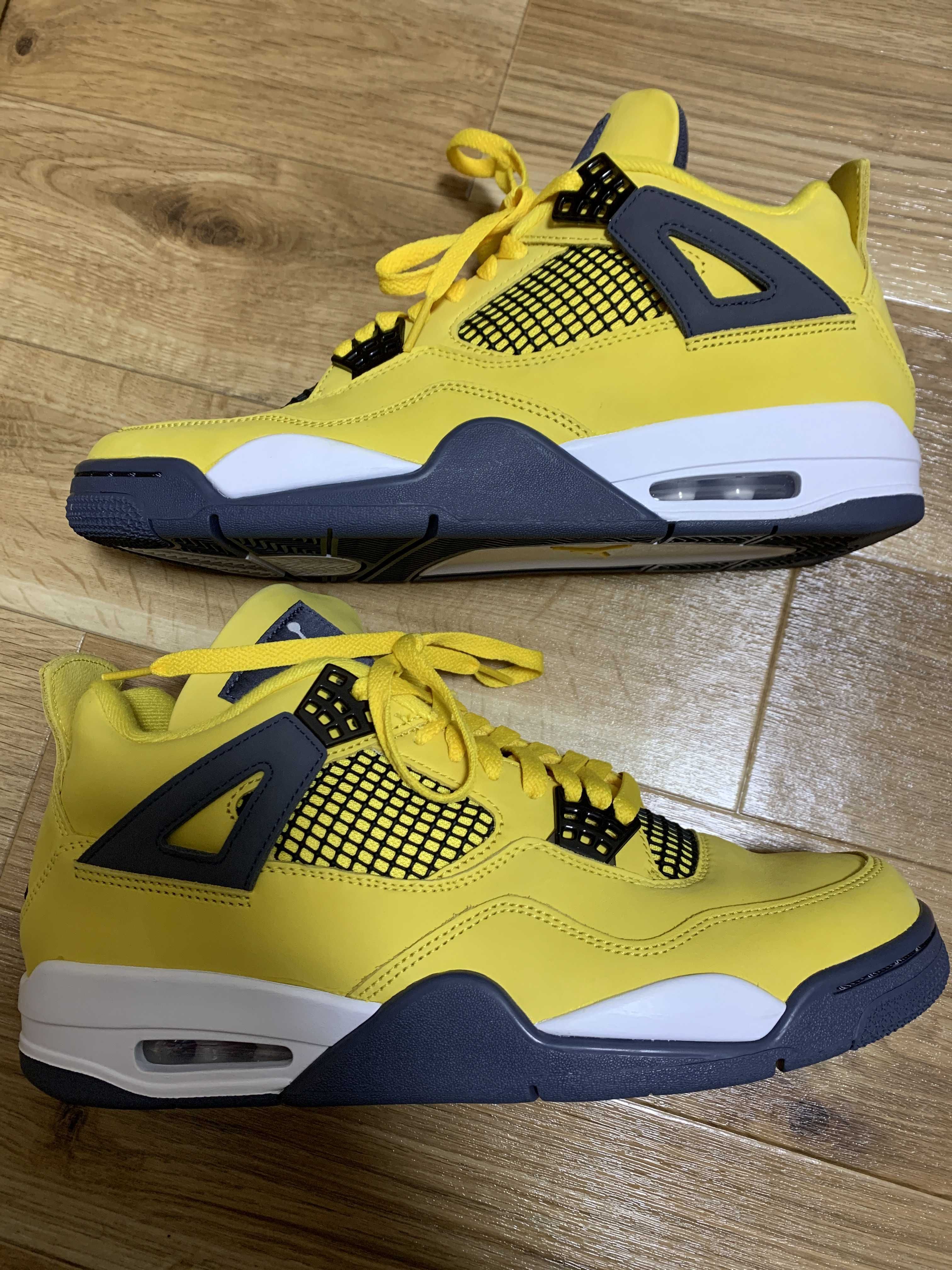 Nike Air Jordan 4 "Tour Yellow"