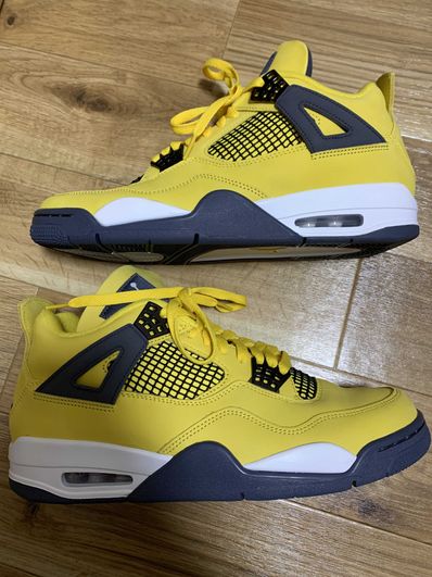 Nike Air Jordan 4 "Tour Yellow"