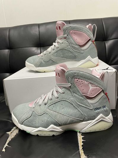 Nike Air Jordan 7 SE "Hare 2.0"