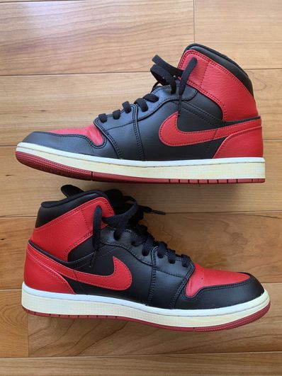 Nike Air Jordan 1 Mid "Bred"
