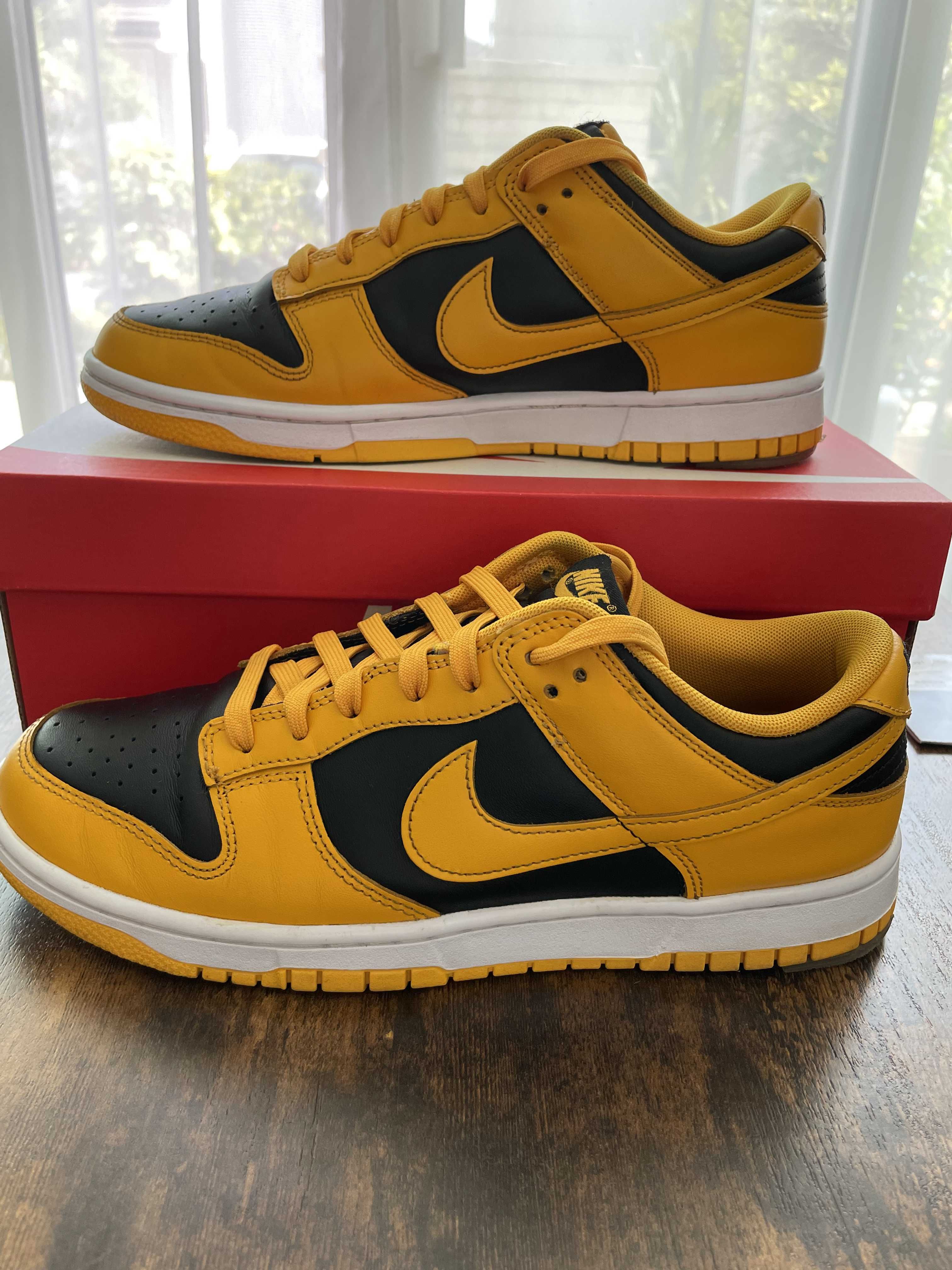 Nike Dunk Low "Championship Goldenrod"
