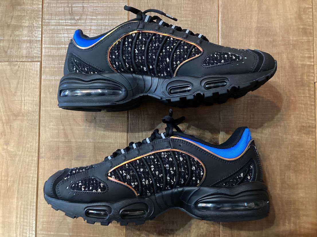 Supreme × Nike Air Max Tailwind 4 "Black"