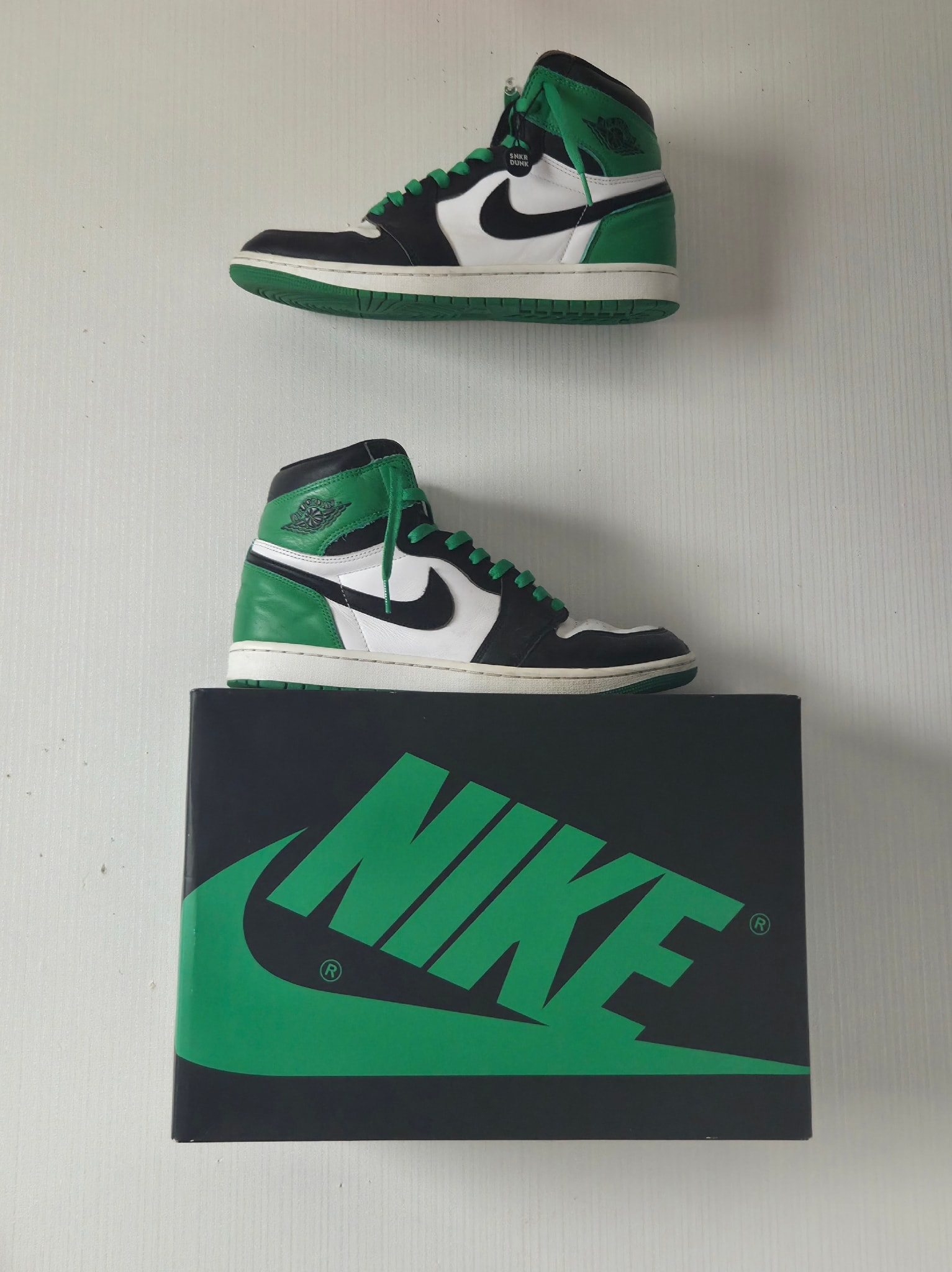 Nike Air Jordan 1 Retro High OG "Celtics/Black and Lucky Green" (2023)