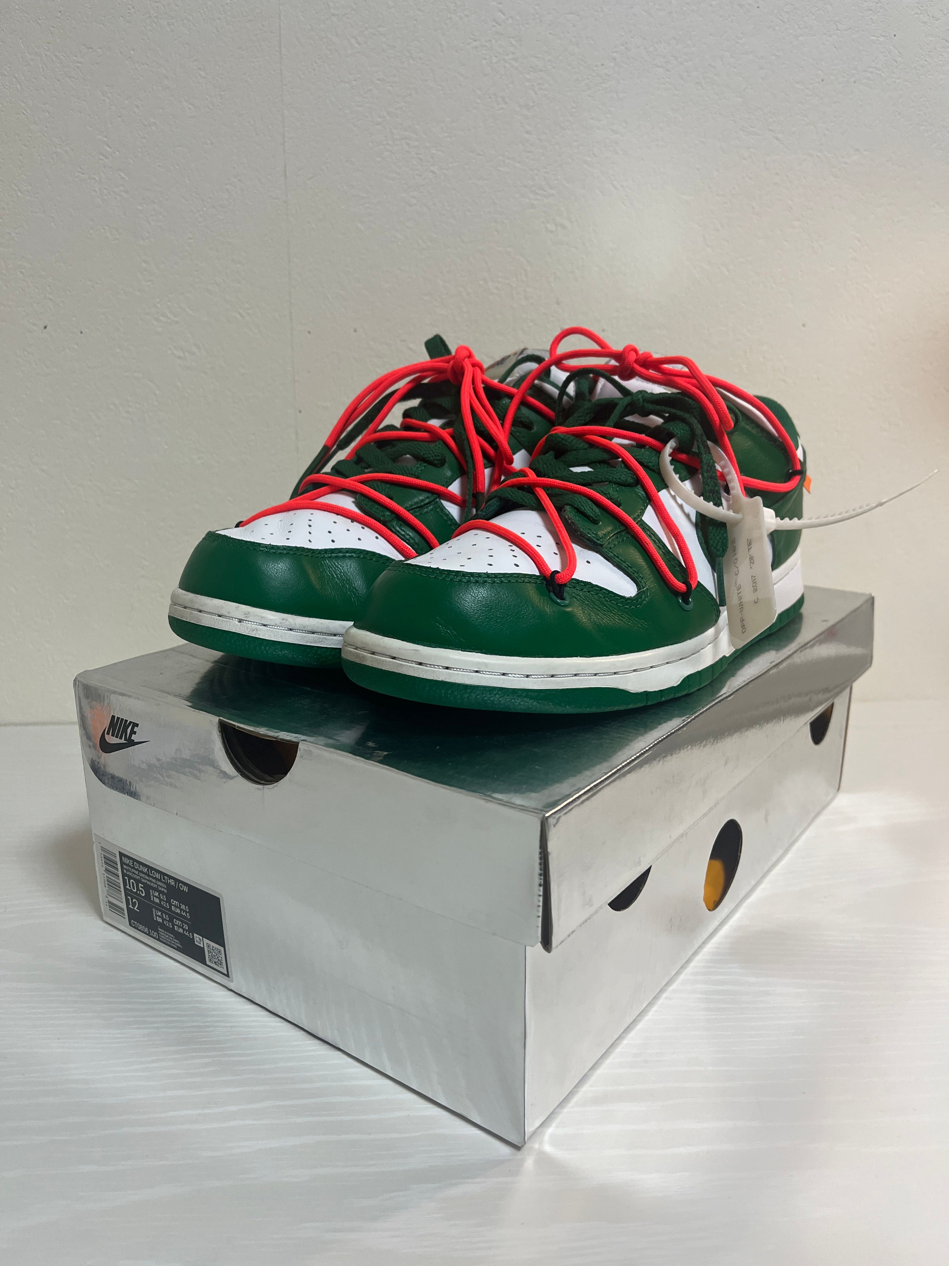 Off-White × Nike Dunk Low "White/Pine Green"