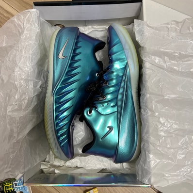 Nike GT Cut 4 "Preheat" (IQ6205-500/IQ6206-500)