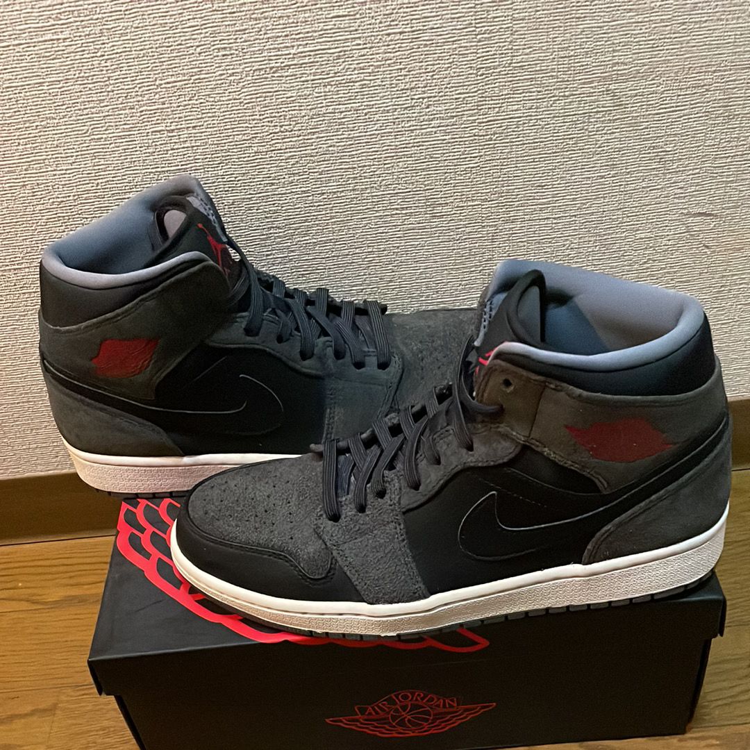 NIKE AIR JORDAN 1 RETRO MID BLACK GYM RED ANTHRACITE