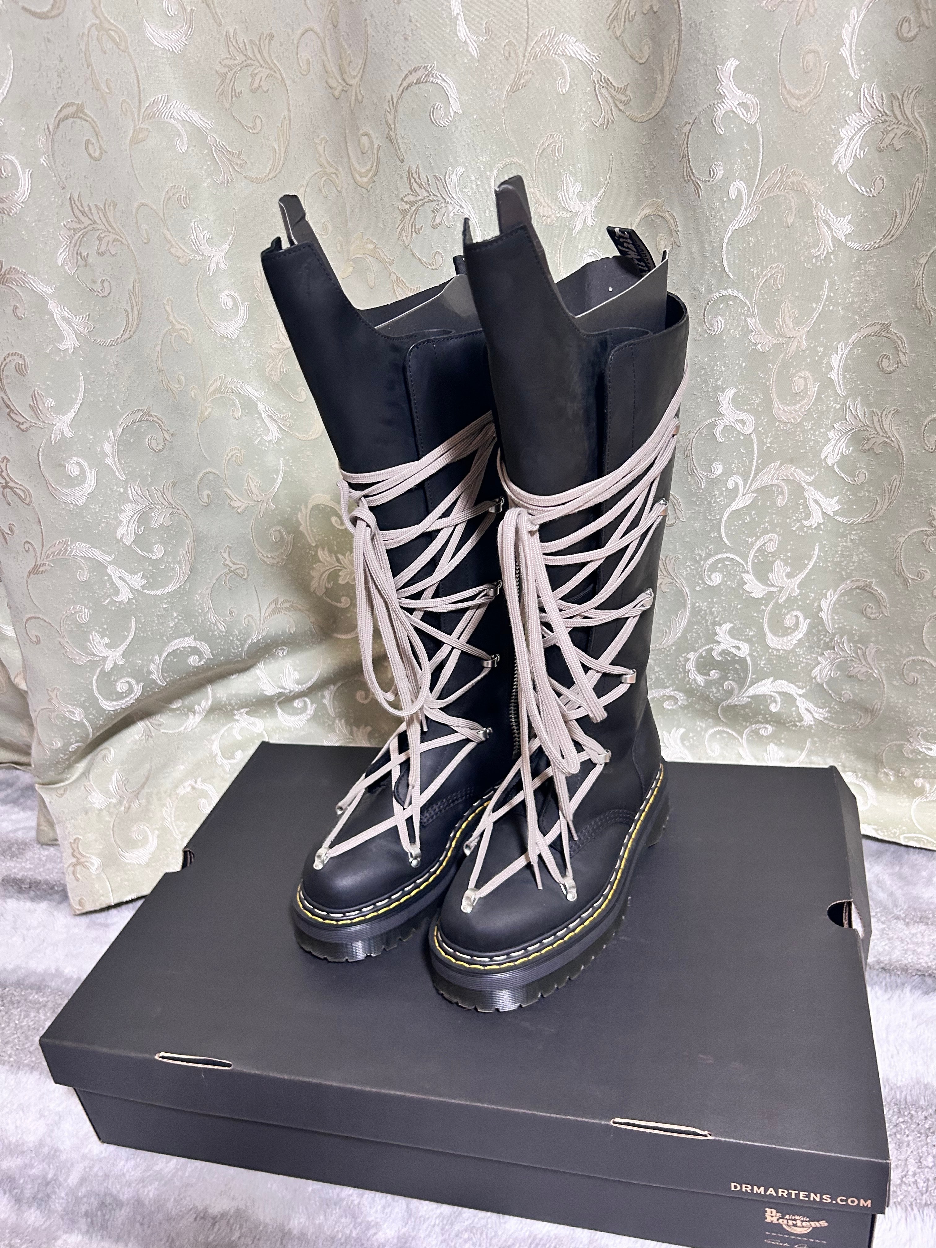 リックオウエンス × ドクターマーチン 1B60 クアッド ソール ペンタ レースブーツ "ブラック"