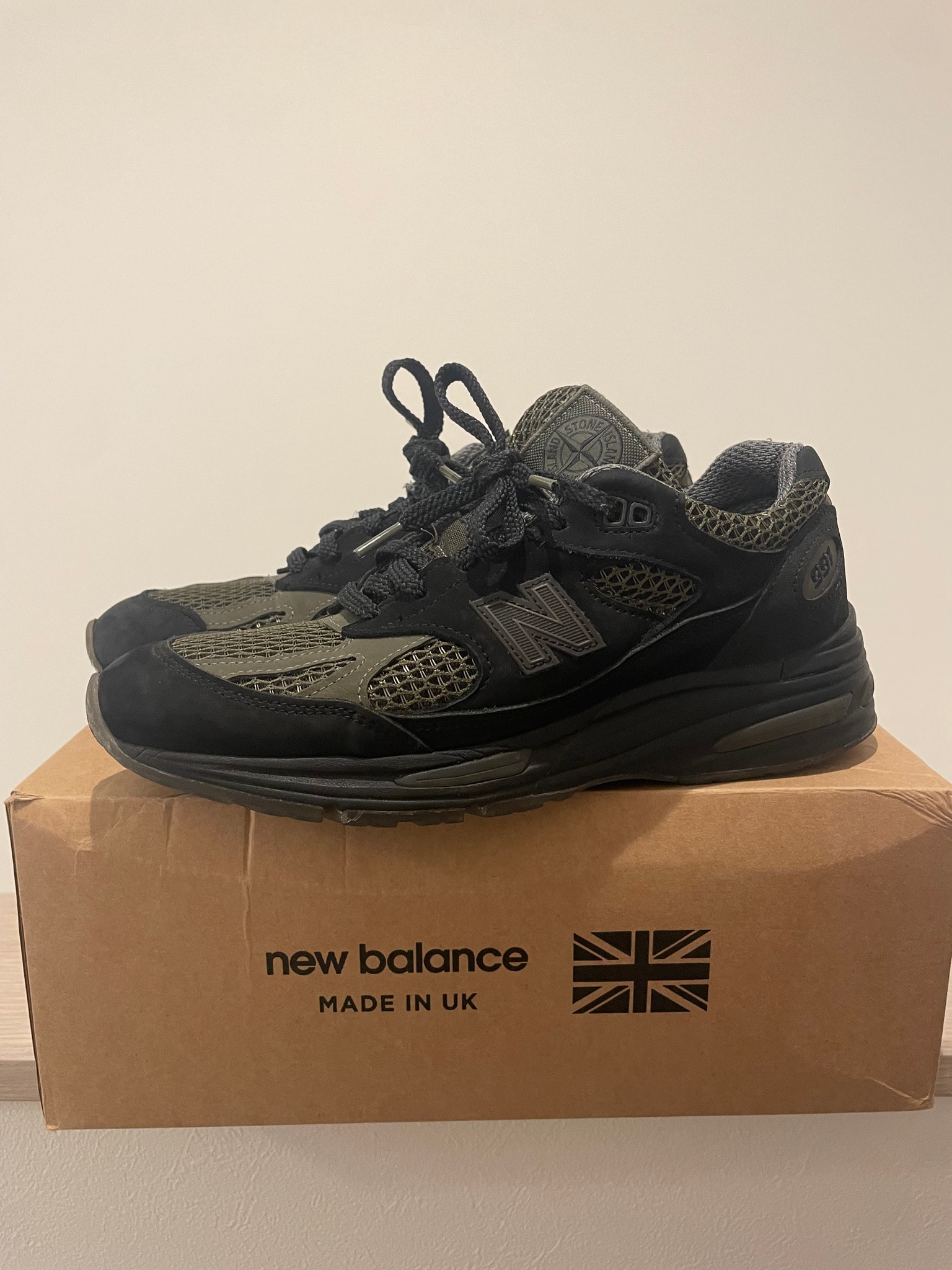 Stone Island × New Balance 991V2 "Black"