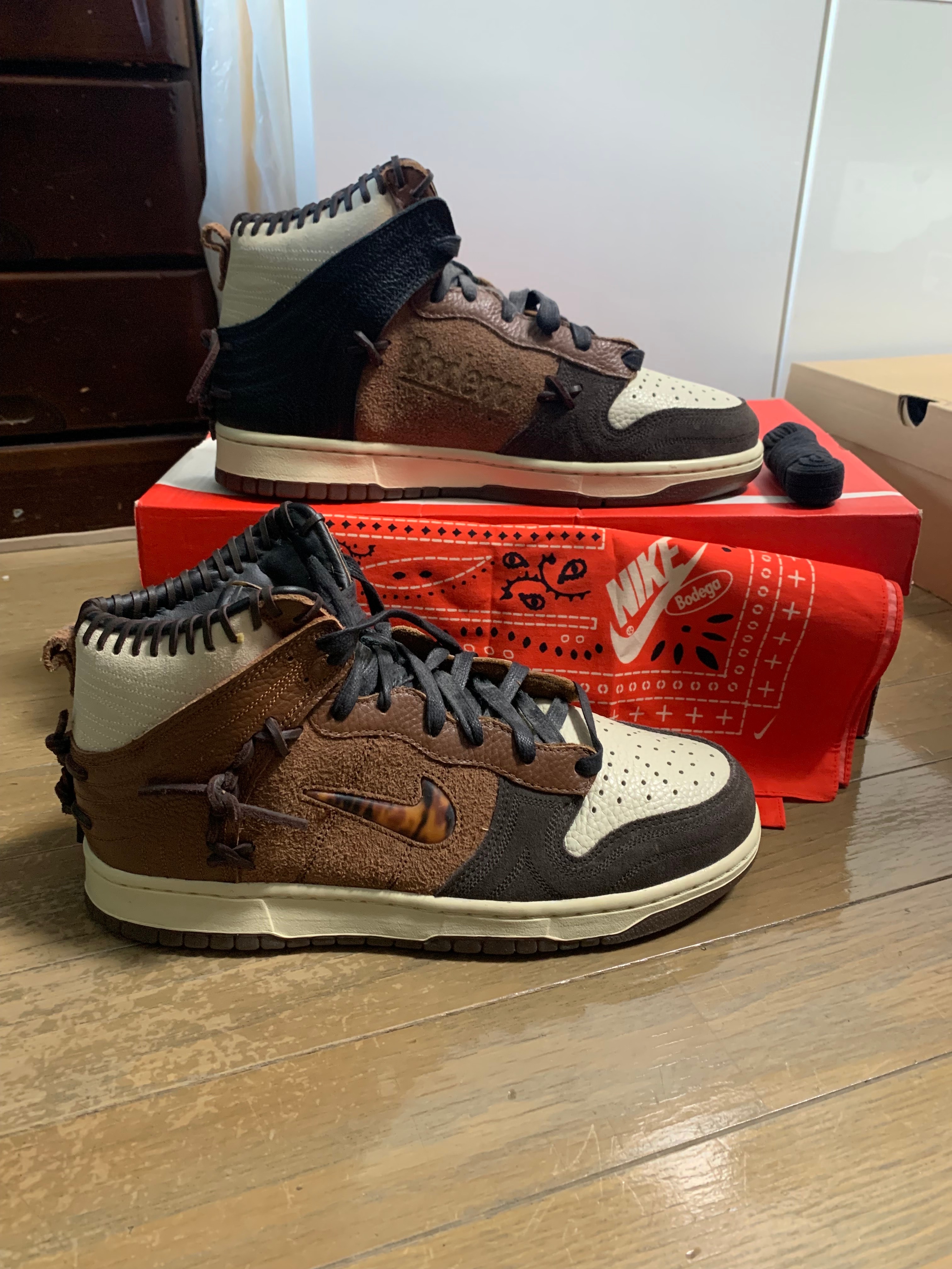 Bodega × Nike Dunk High "Legend Fauna Brown"
