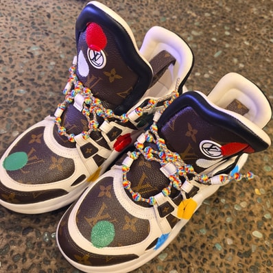 Yayoi Kusama × Louis Vuitton Arclight Line Sneaker Painted Dots "Cacao"