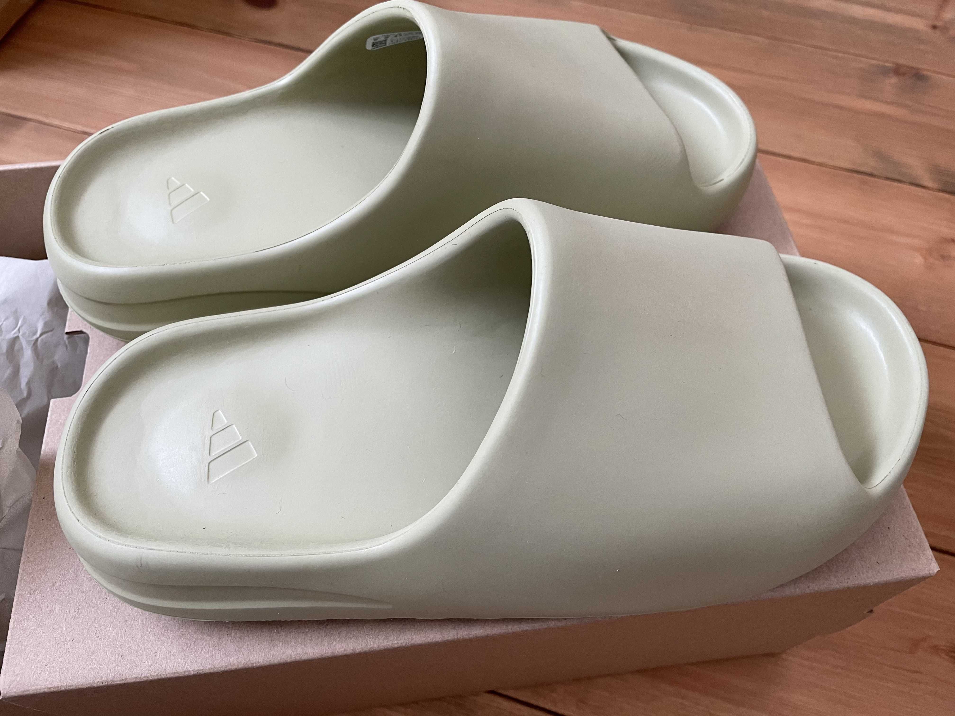 adidas YEEZY Slide "Resin" (GZ5551)