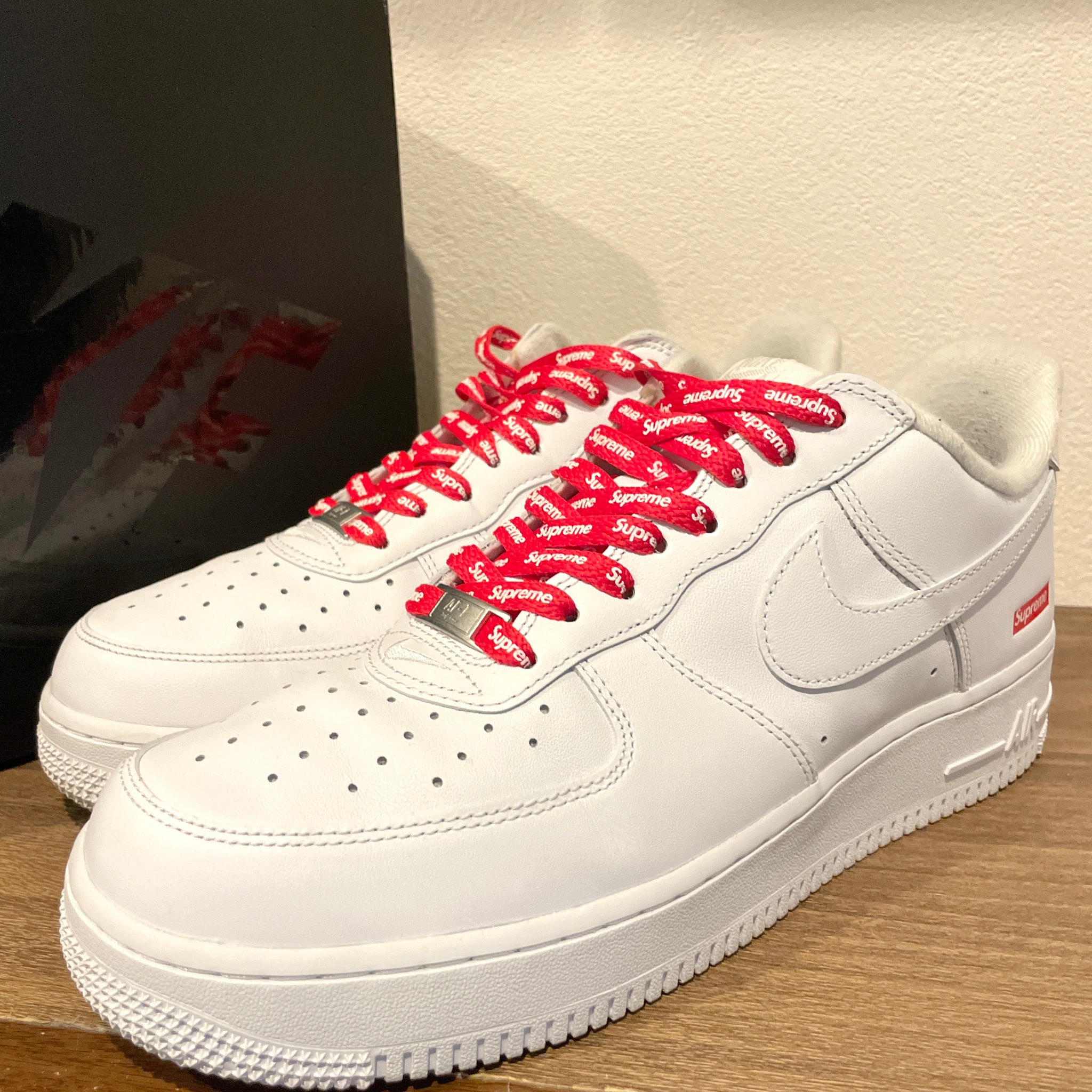 Supreme × Nike Air Force 1 Low "White"