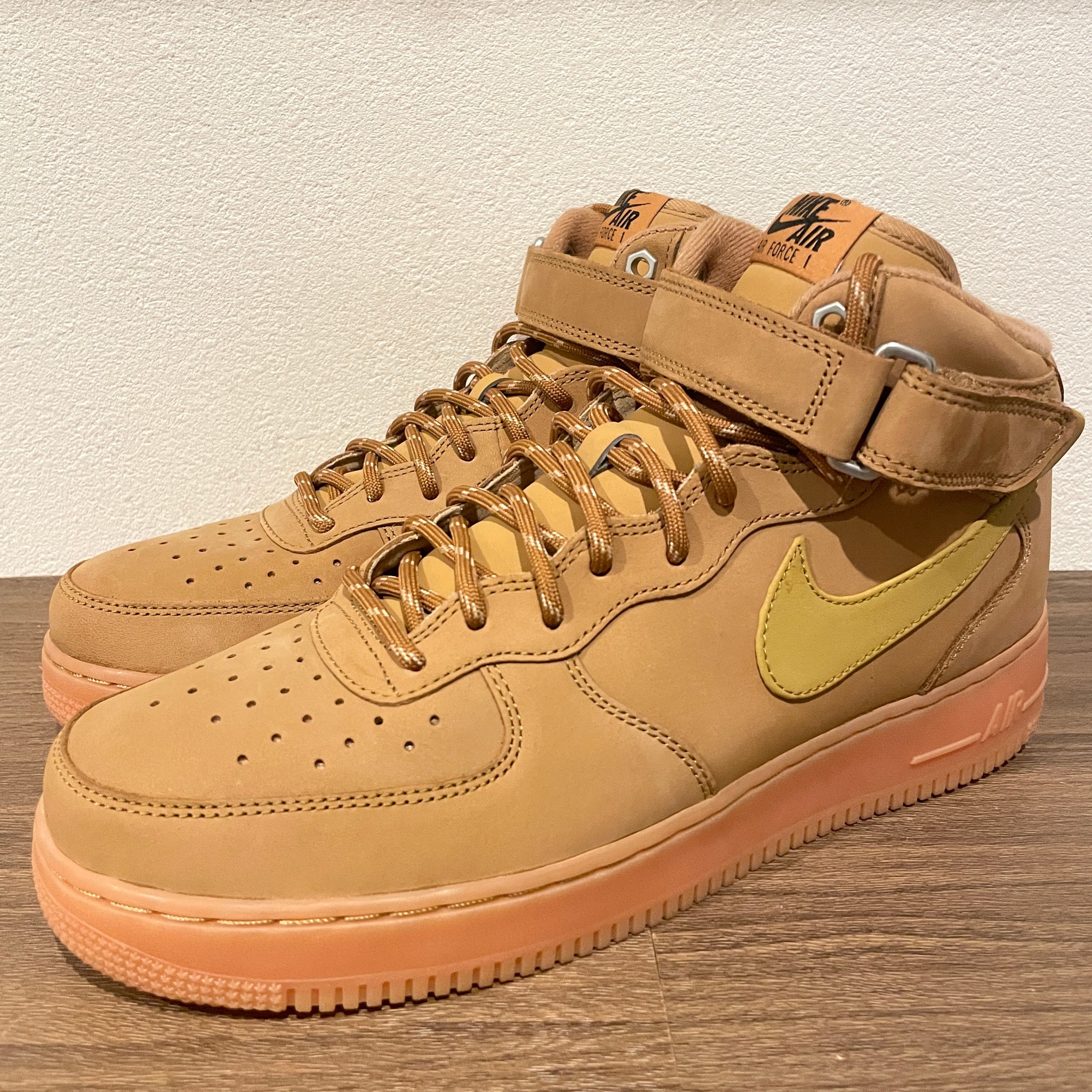 Nike Air Force 1 Mid "Flax"