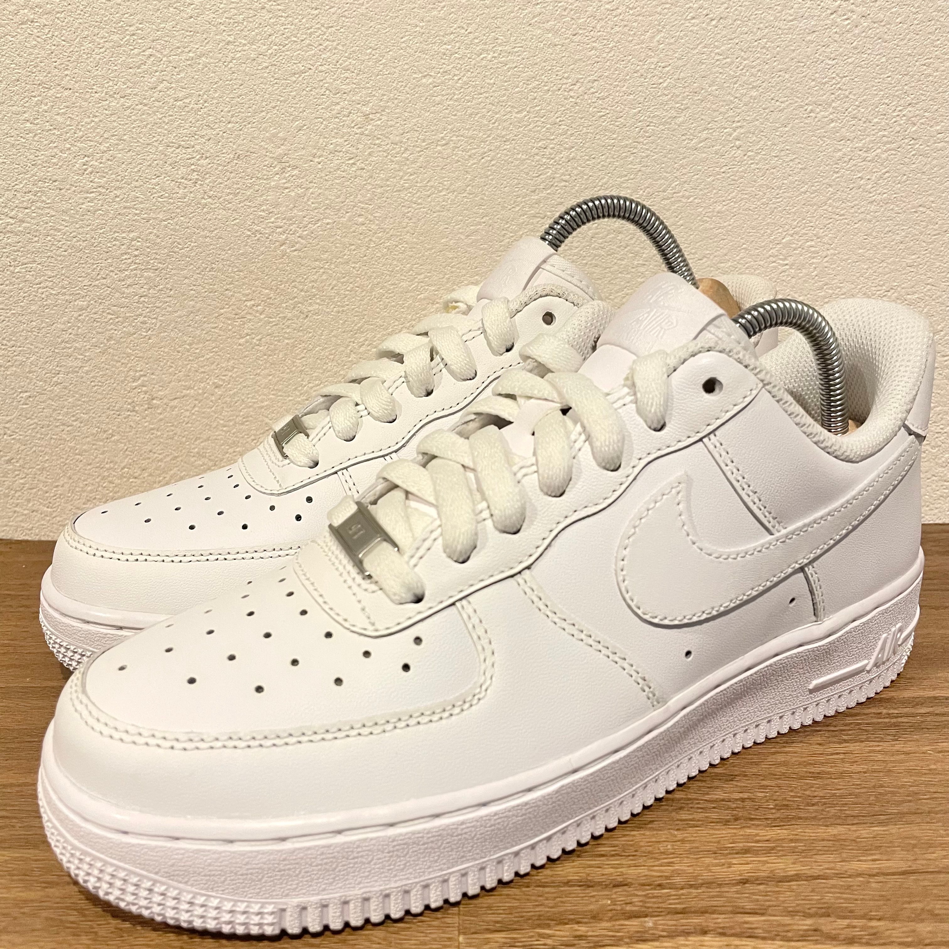 ナイキ ウィメンズ エアフォース1 ロー '07 "ホワイト"