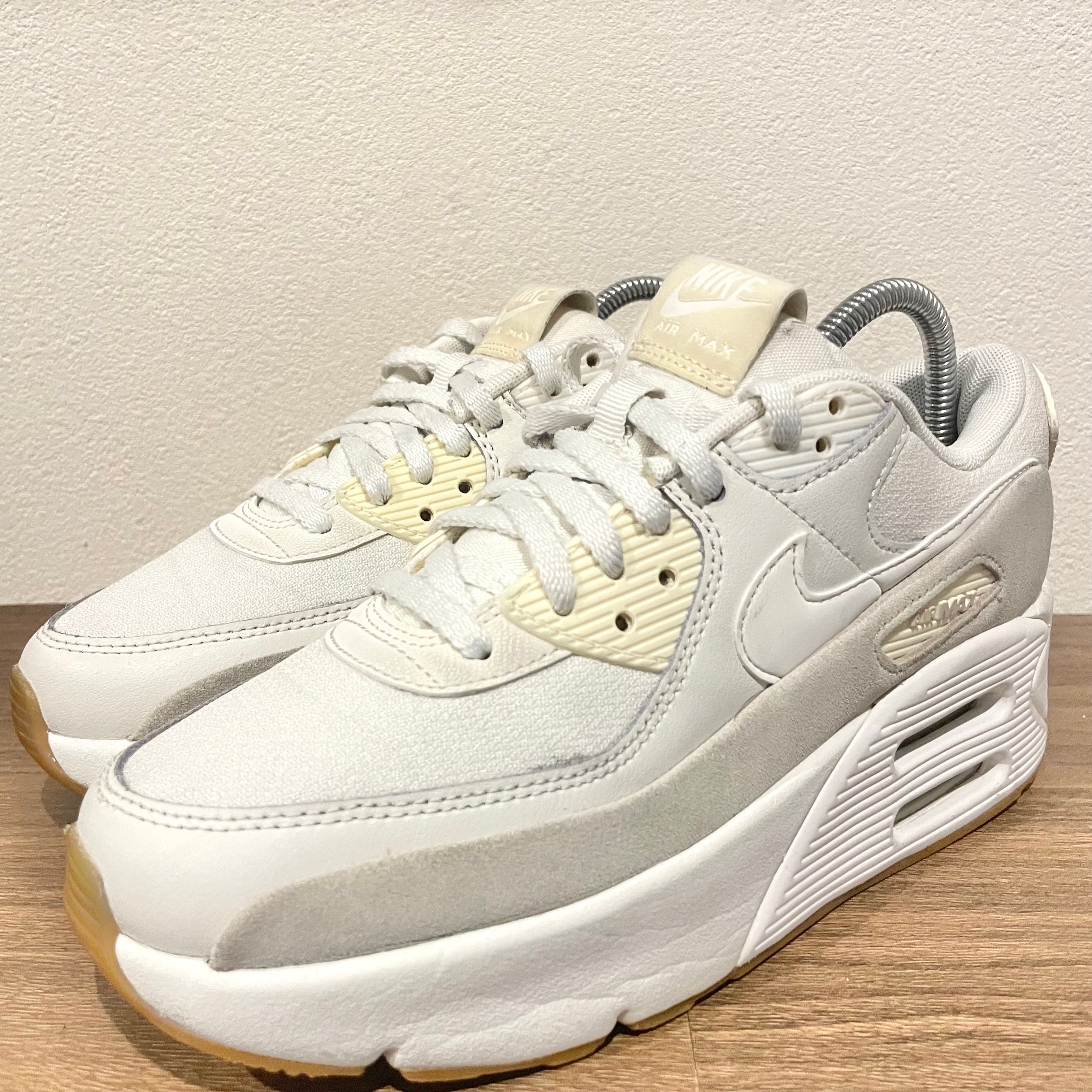 Nike Women's Air Max 90 LV8 "Sail/Phantom/Light Ore Wood Brown"