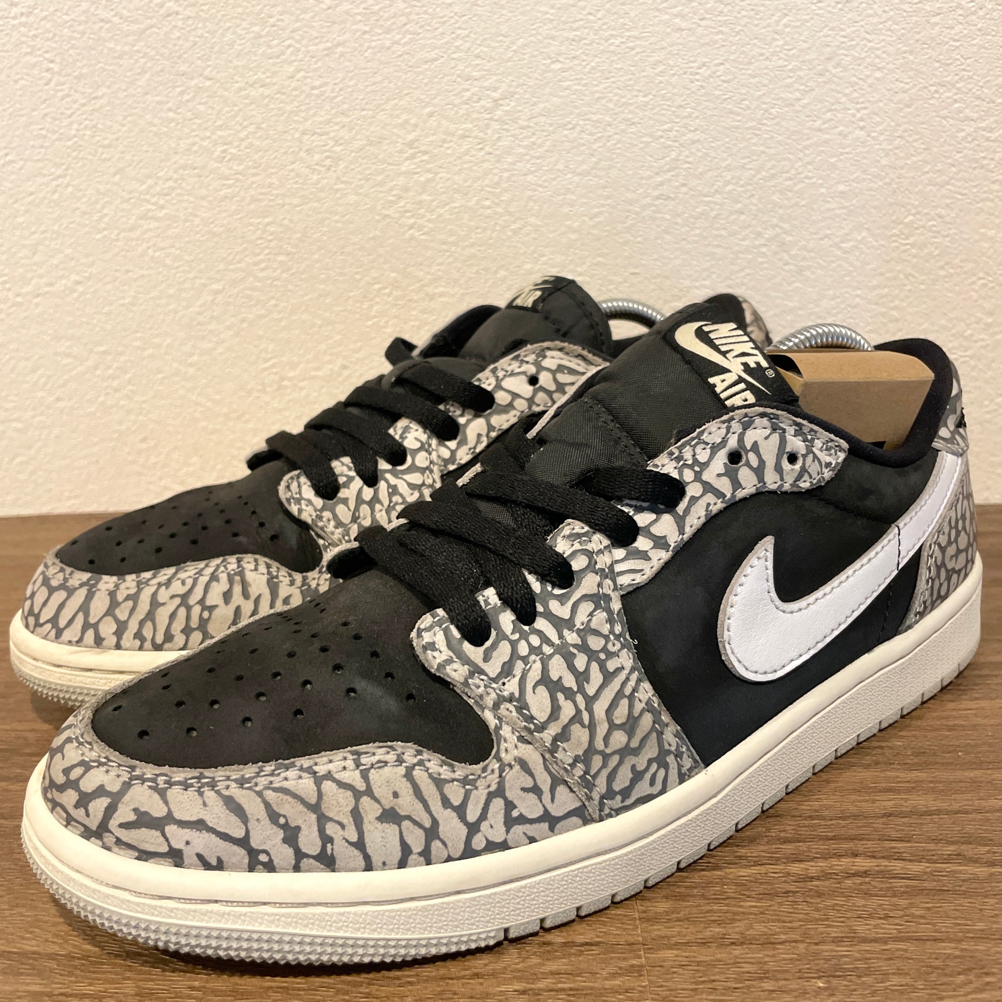 Nike Air Jordan 1 Retro Low OG "Black Cement"