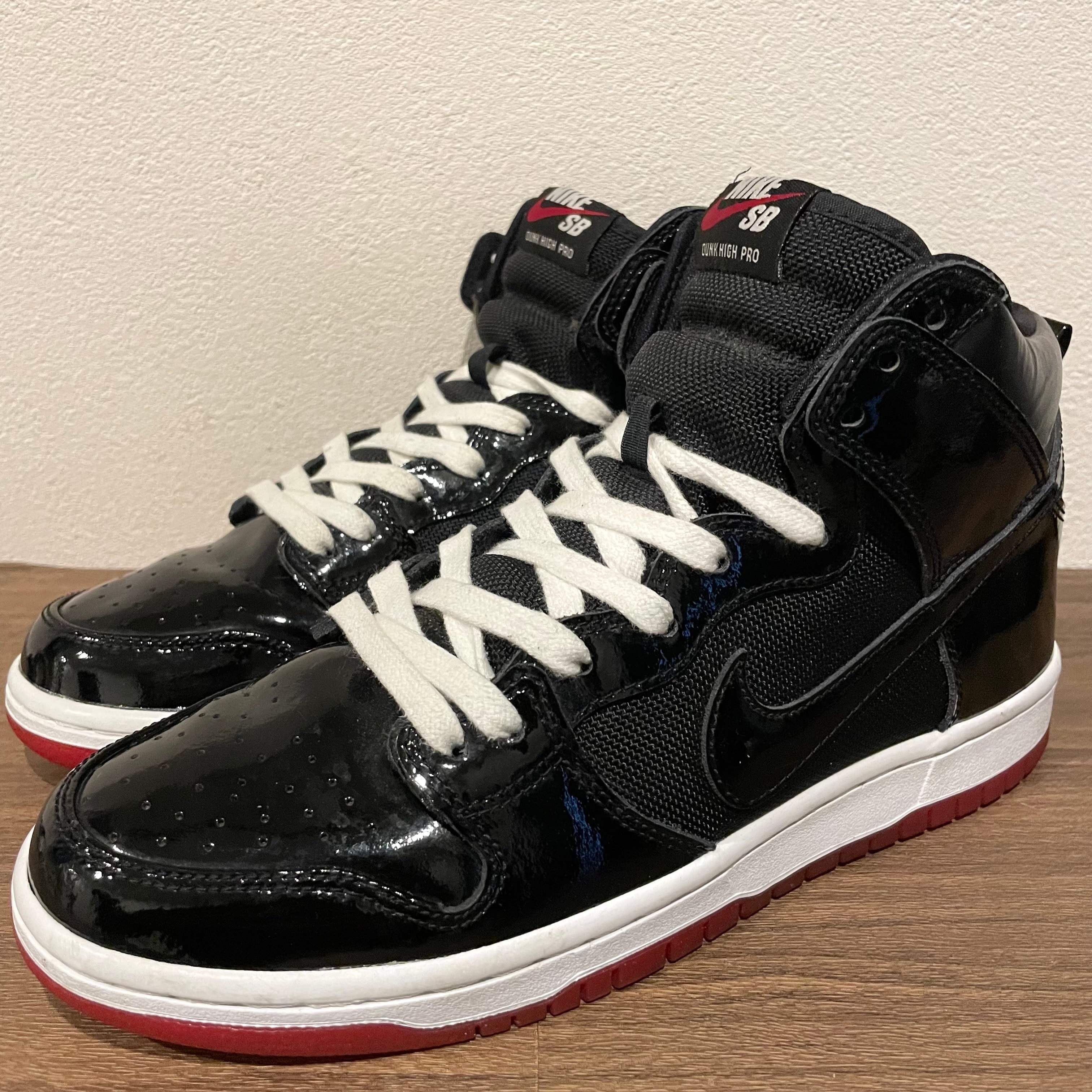 Nike SB Dunk High "Bred"