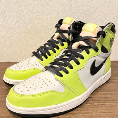 Nike Air Jordan 1 High OG "Volt/Visionaire"