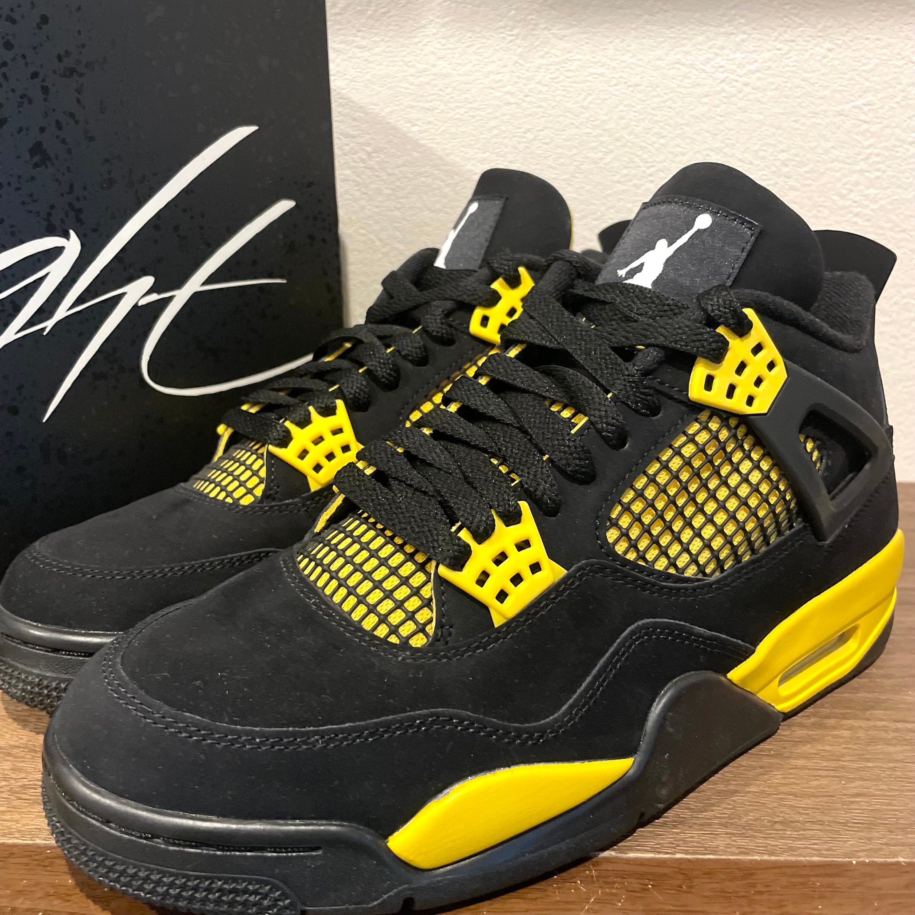 Nike Air Jordan 4 Retro "Thunder"(2023)