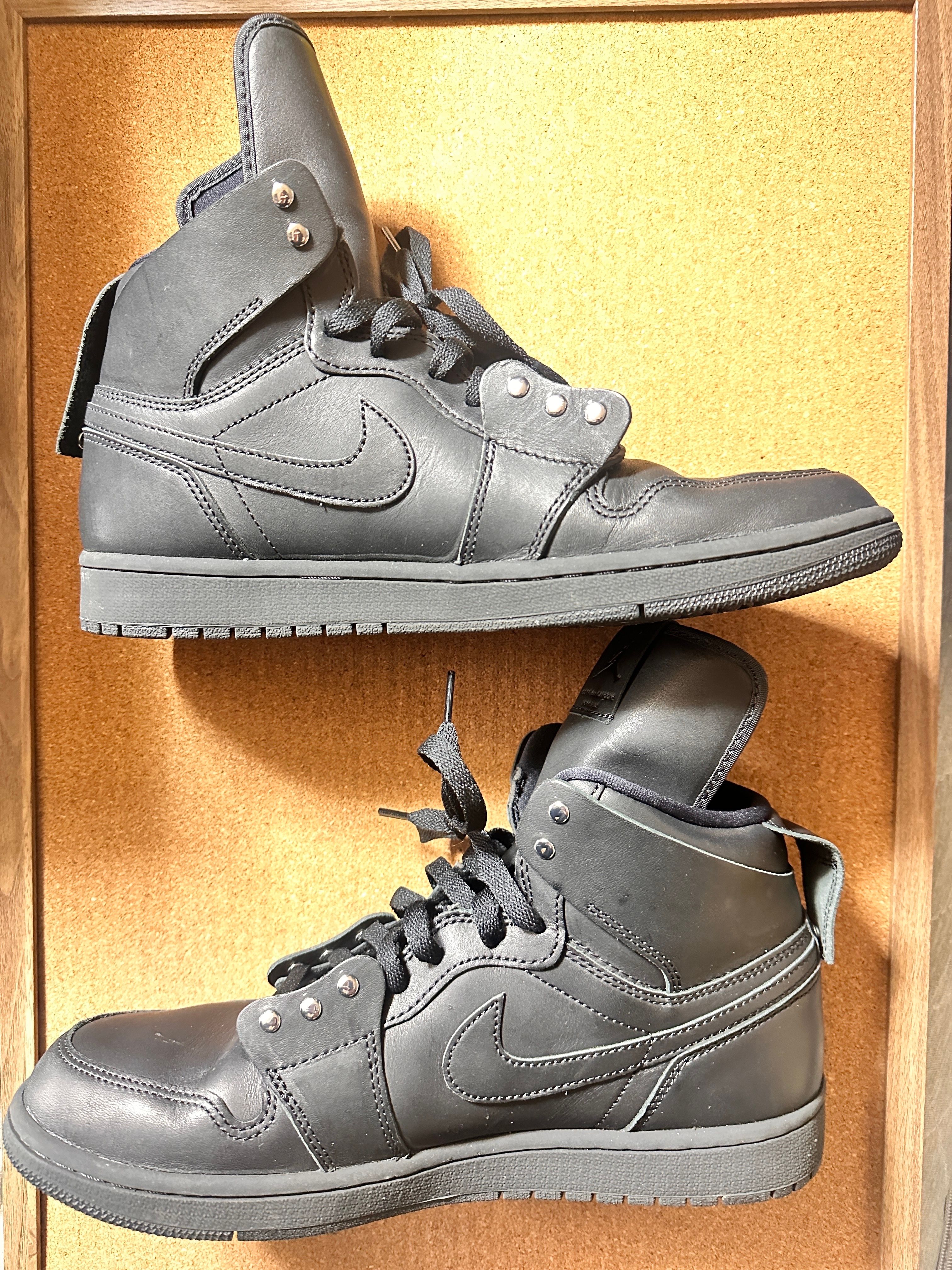 COMME des GARÇONS × Nike Air Jordan 1 High "Black"
