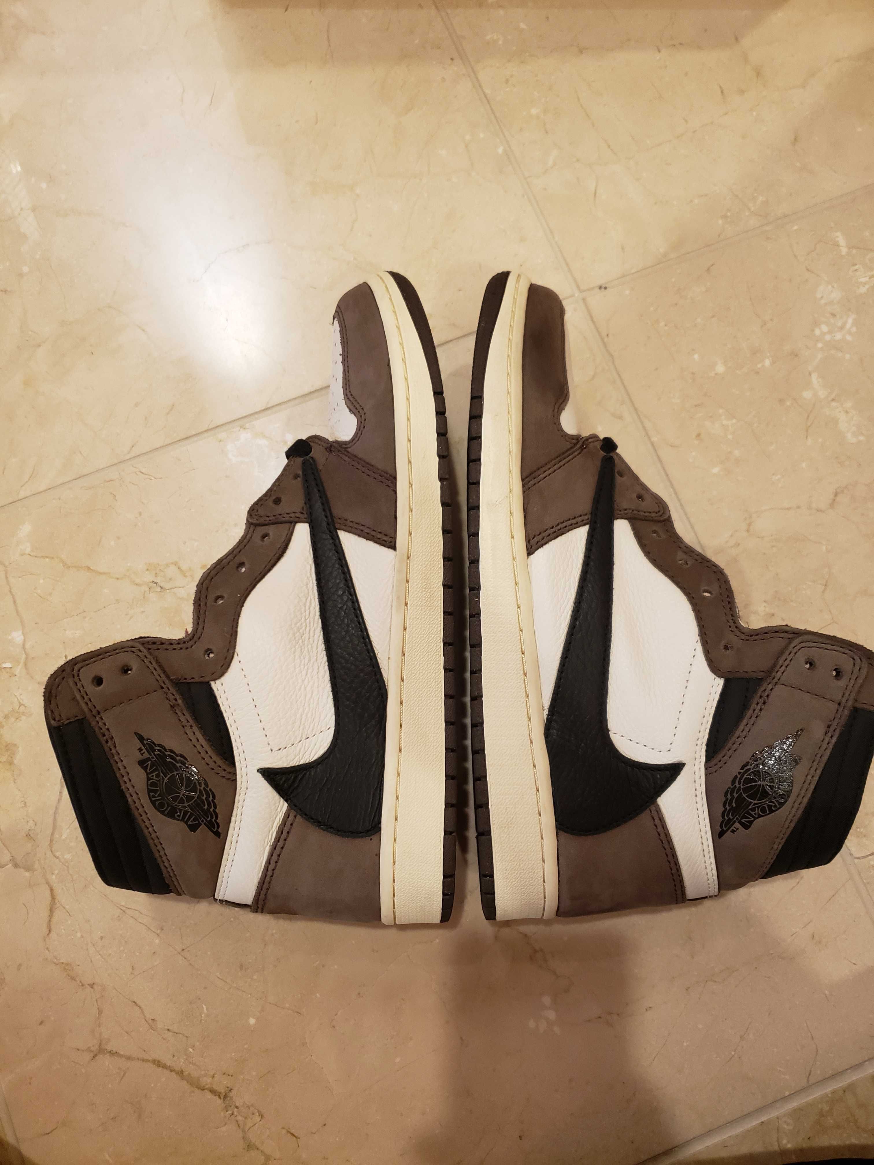 Travis Scott × Nike Air Jordan 1 Retro High OG TS SP "Sail/Dark Mocha"