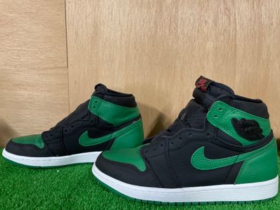 Nike Air Jordan 1 Retro High OG "Black/Pine Green" (2020)
