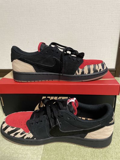 Sole Fly × Nike Air Jordan 1 Low "Black and Sport Red"