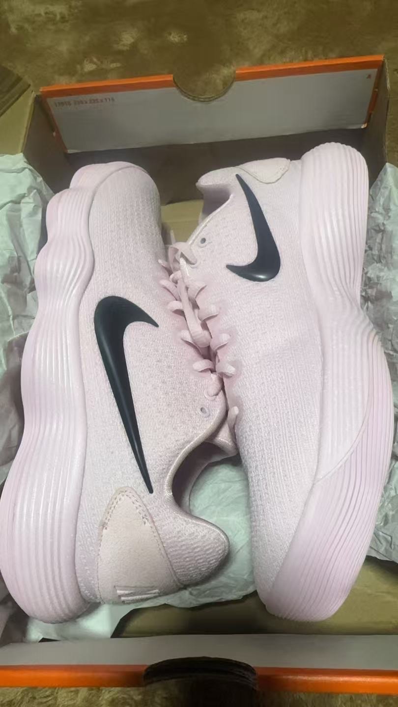 Nike Hyperdunk 2017 Low "Pink Foam/Black"