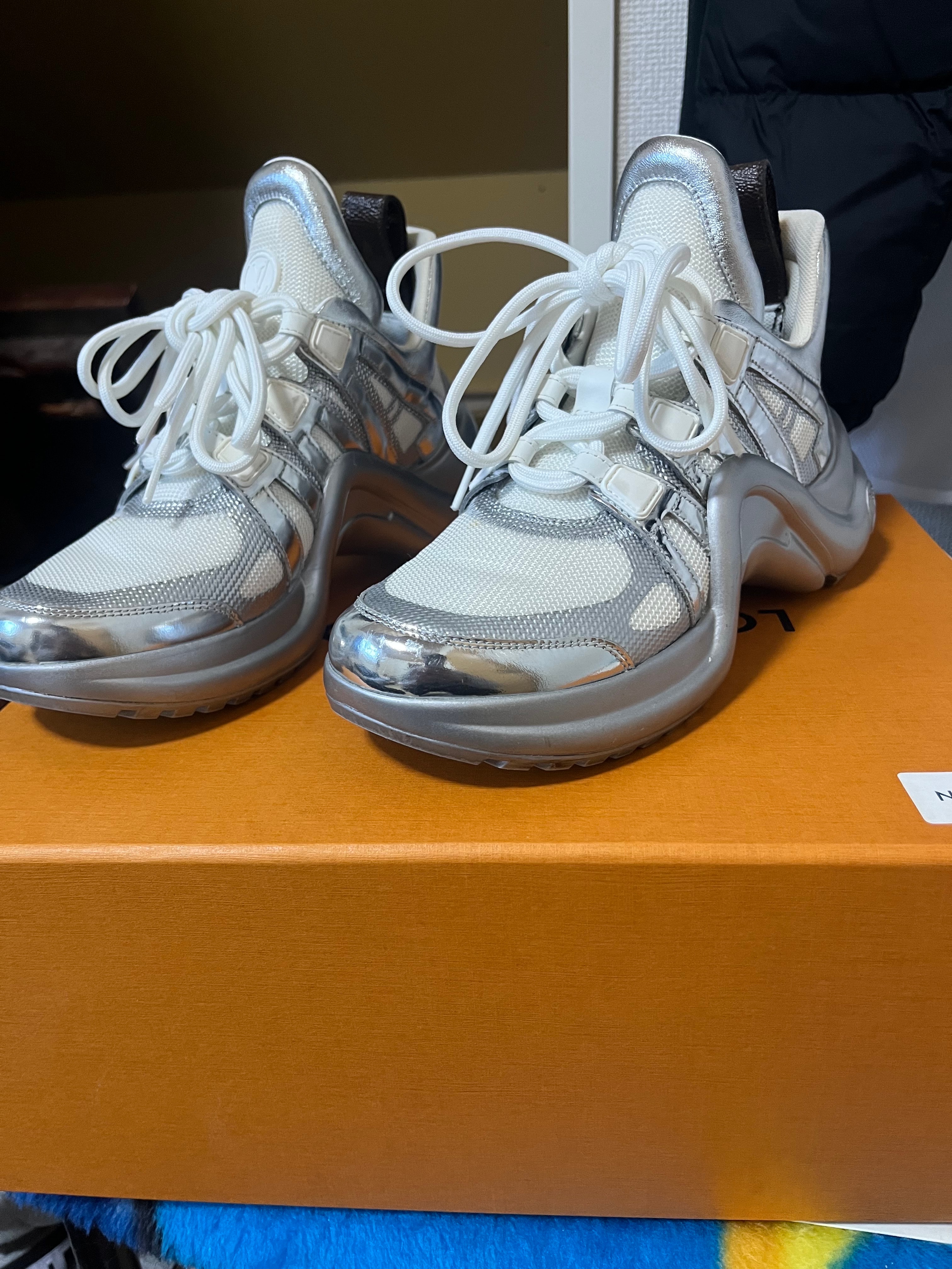 ルイヴィトン ウィメンズ LVアークライト・ライン スニーカー