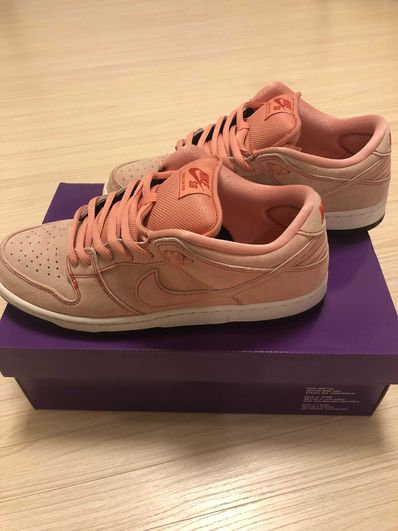 Nike SB Dunk Low "Pink Pig"