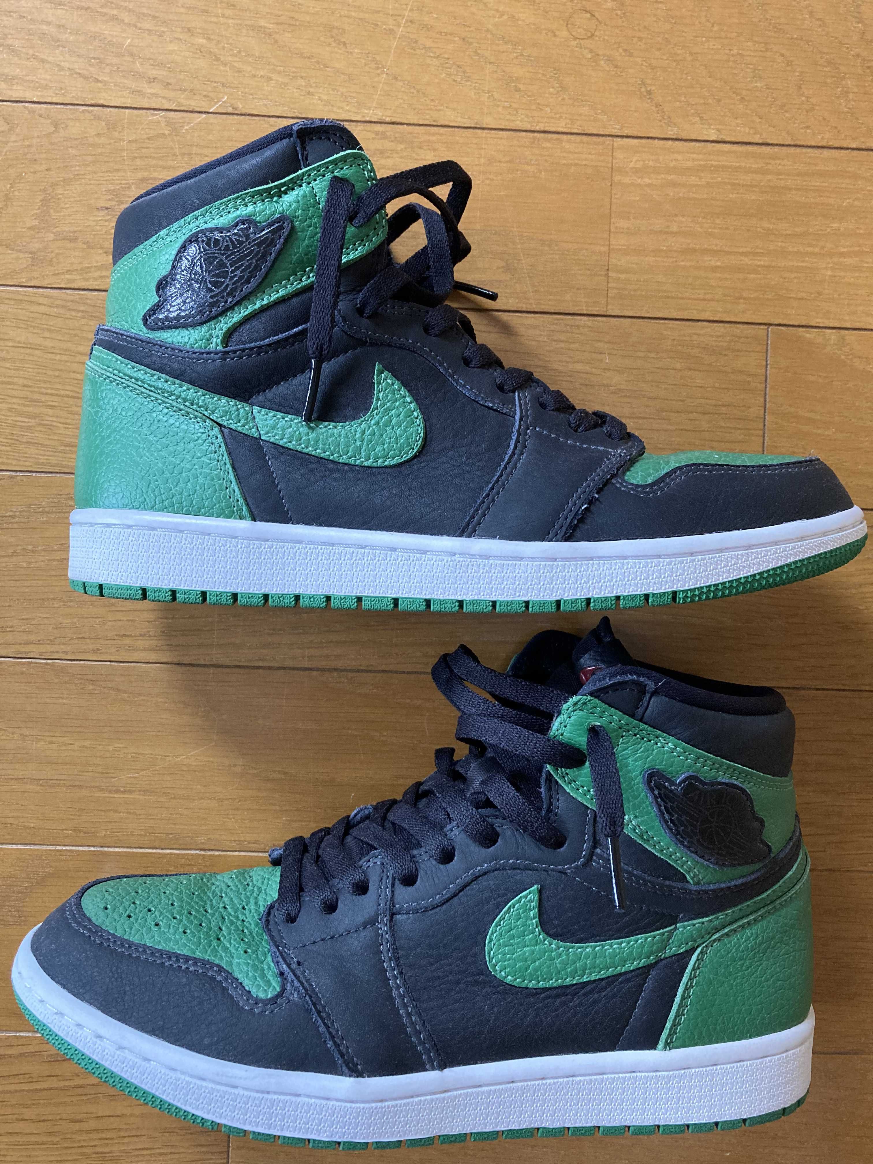 Nike Air Jordan 1 Retro High OG "Black/Pine Green" (2020)