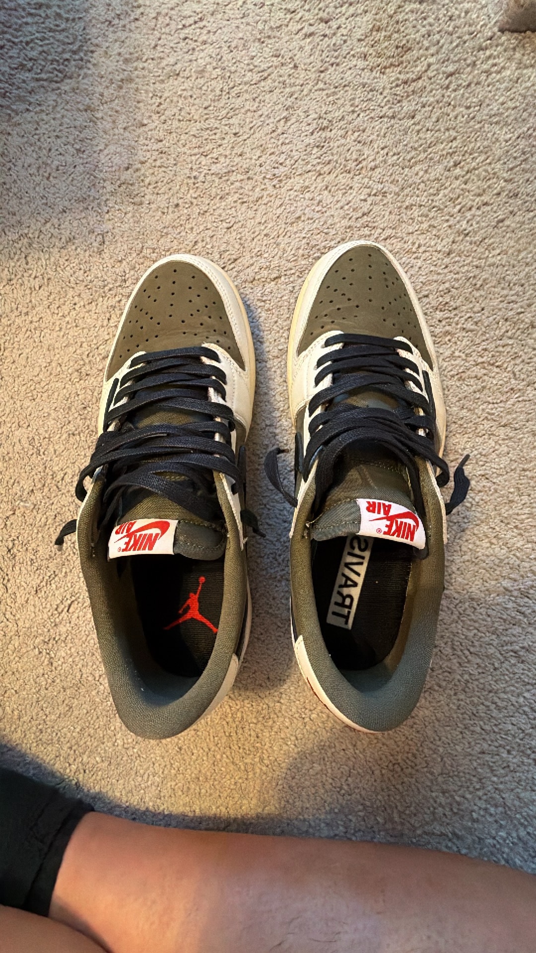 Travis Scott × Nike Air Jordan 1 Low OG SP "Reverse Olive"