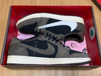 Travis Scott × Nike Air Jordan 1 Low OG SP-T "Black/Dark Mocha"