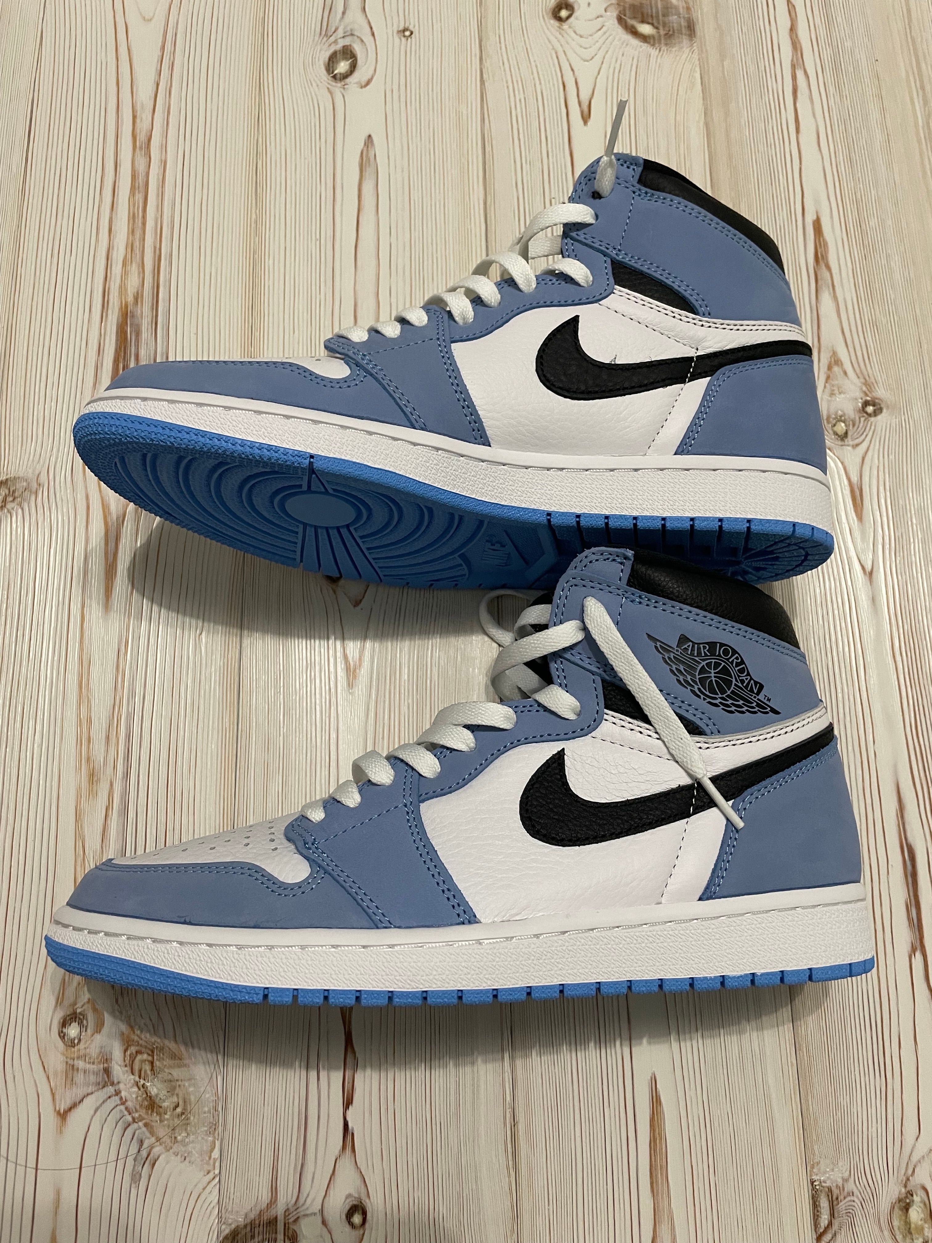 Nike Air Jordan 1 High OG "University Blue"