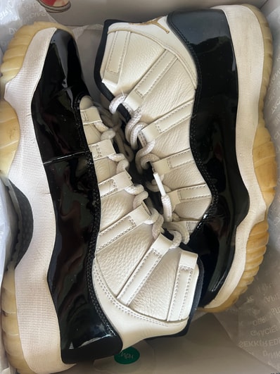Nike Air Jordan 11 Retro "Gratitude"