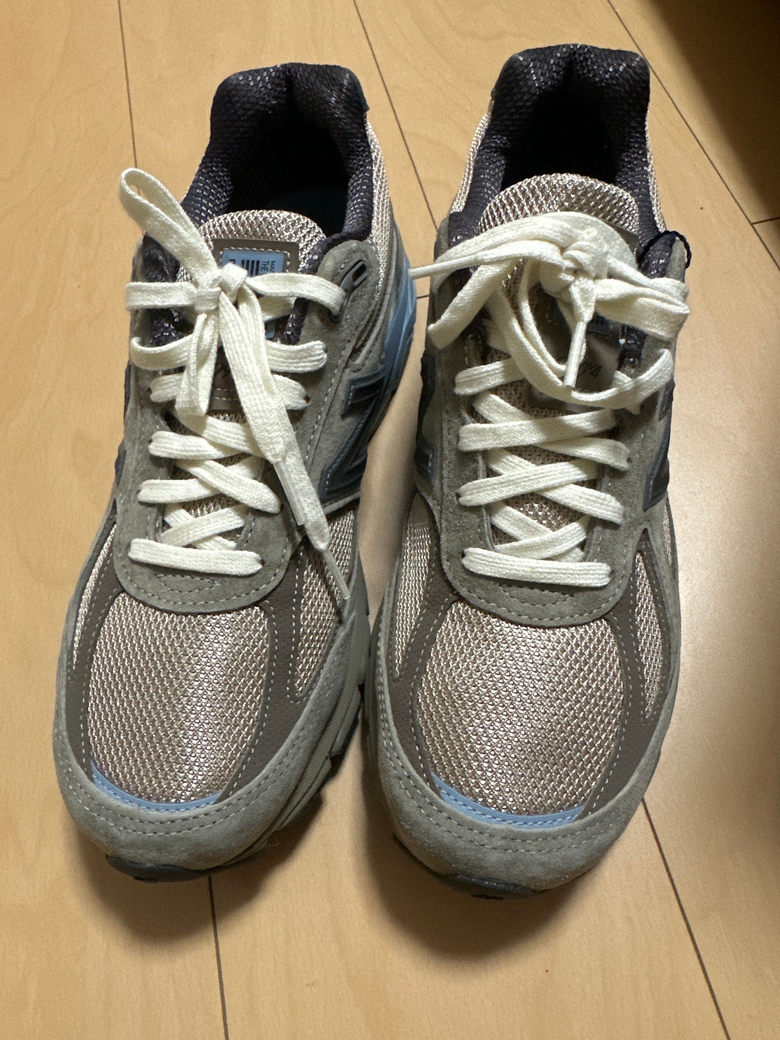 AURALEE × New Balance 990V4 "Taupe"